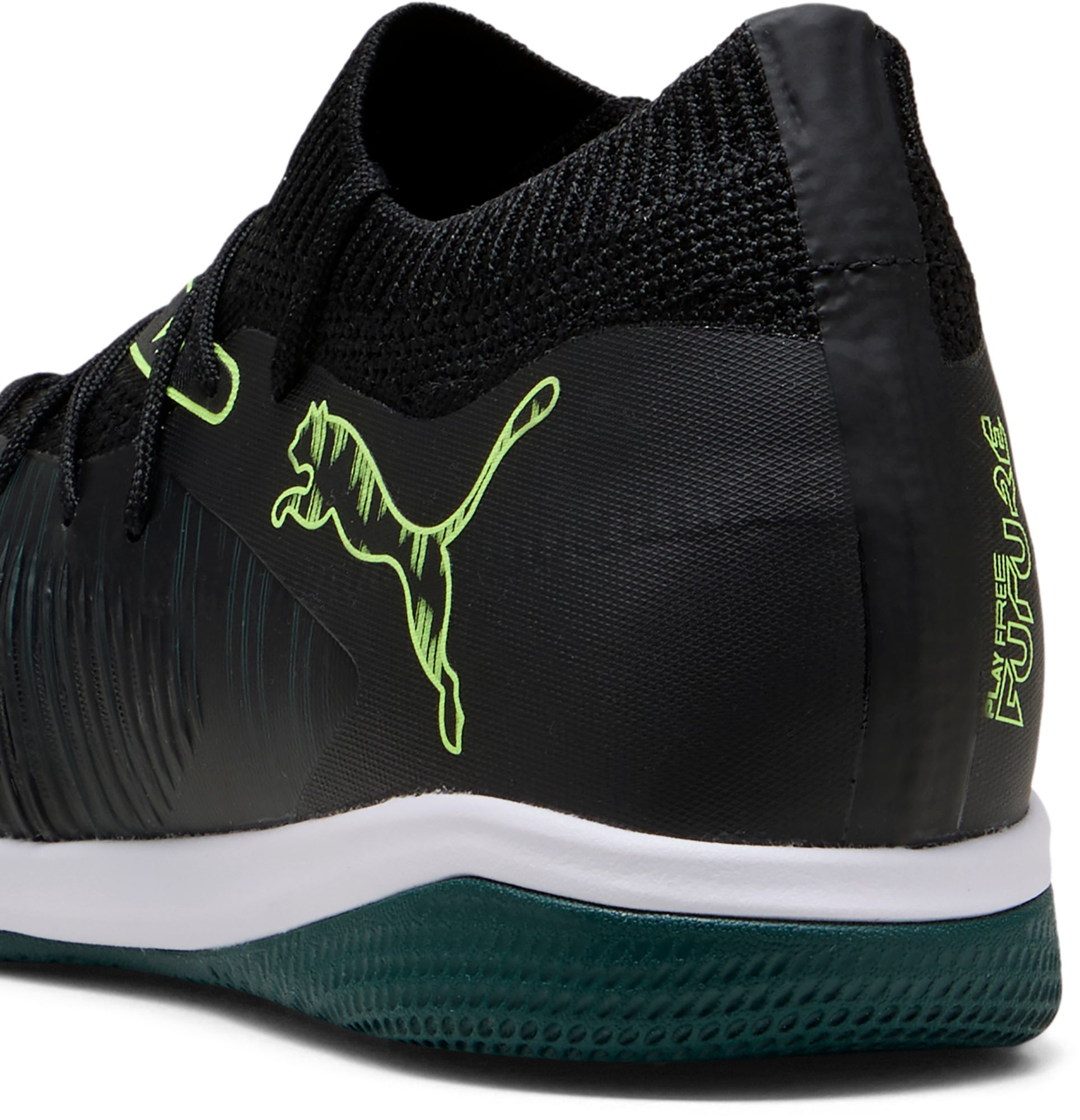 PUMA Future 8 Match Indoor Soccer Shoes product image