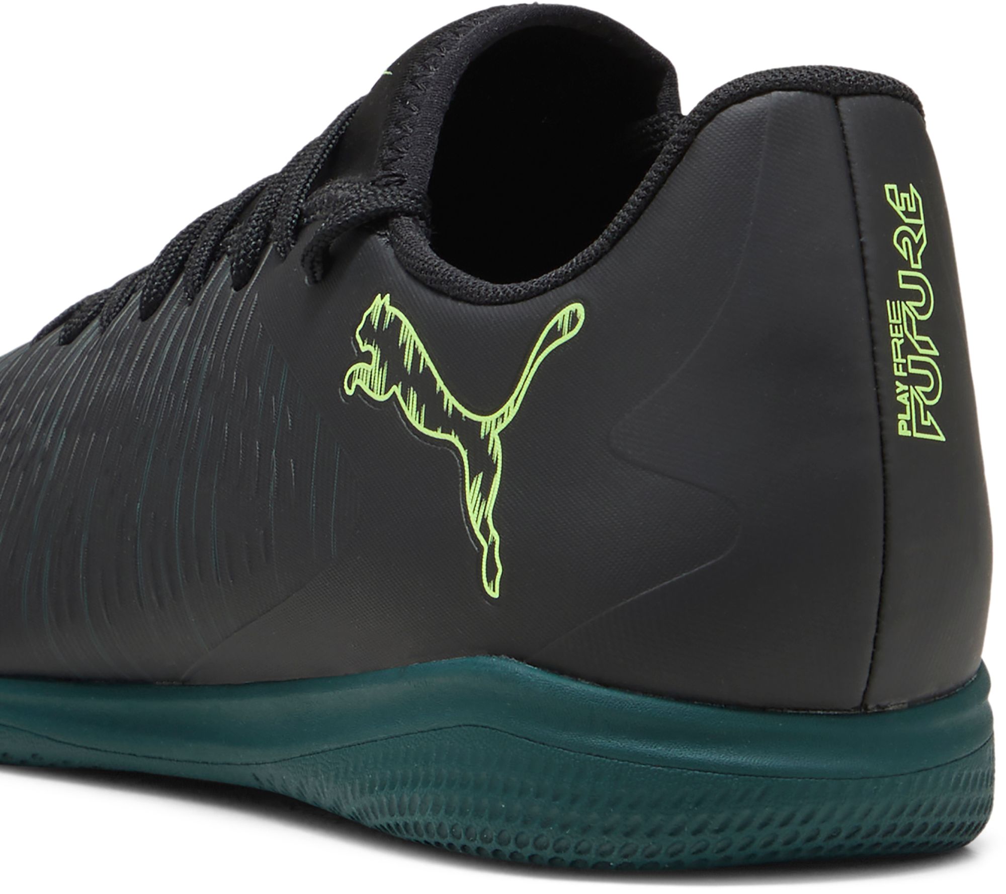 PUMA Future 8 Play Indoor Soccer Shoes product image