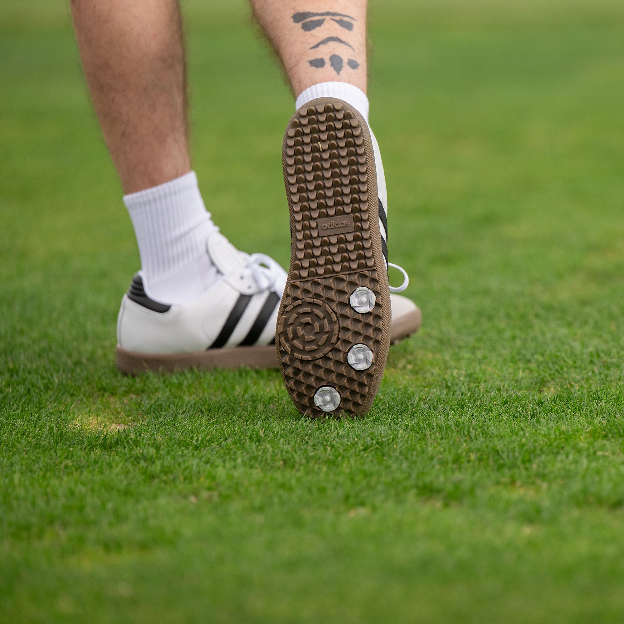 adidas Men's Samba 2025 Golf Shoes product image