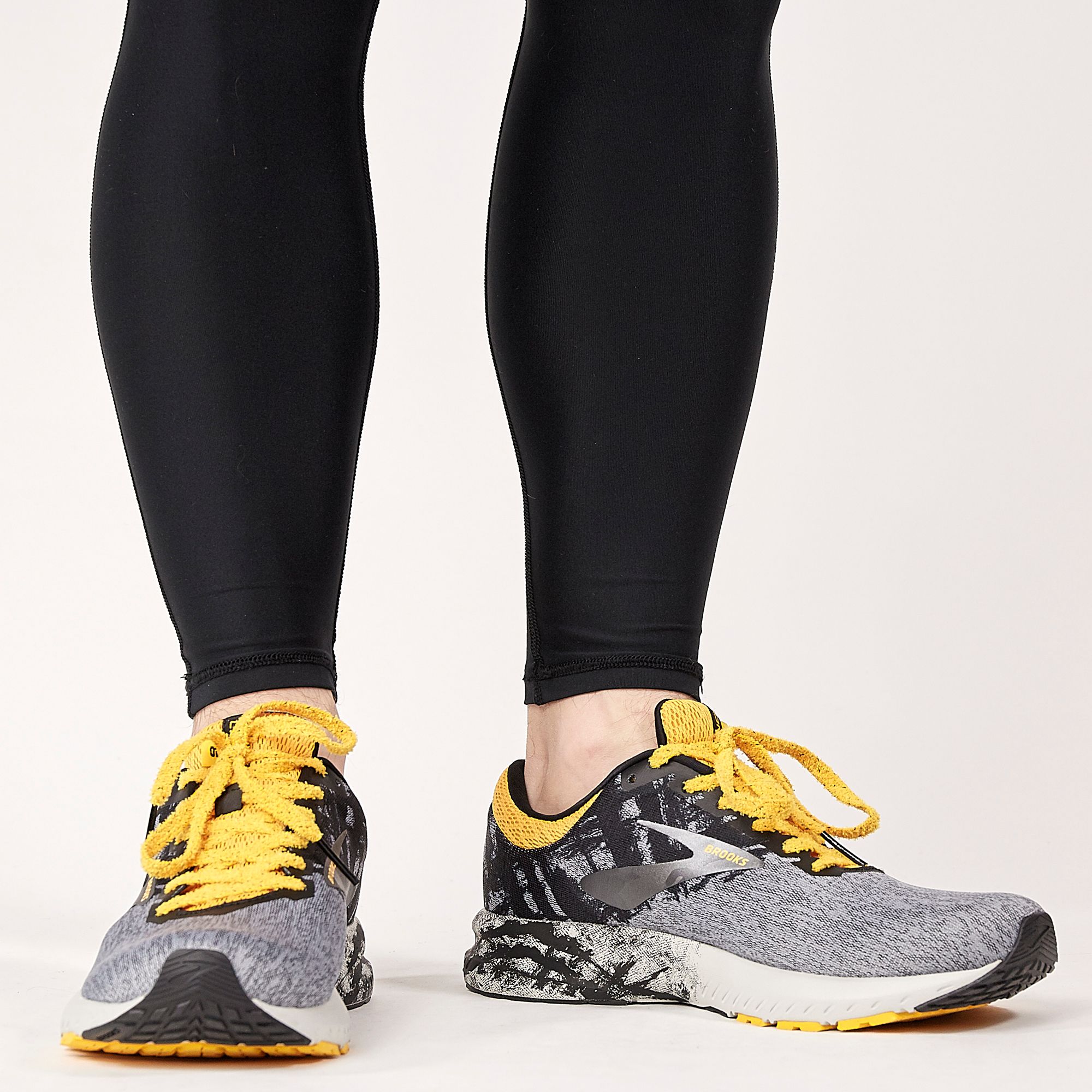 brooks launch 6 pittsburgh edition