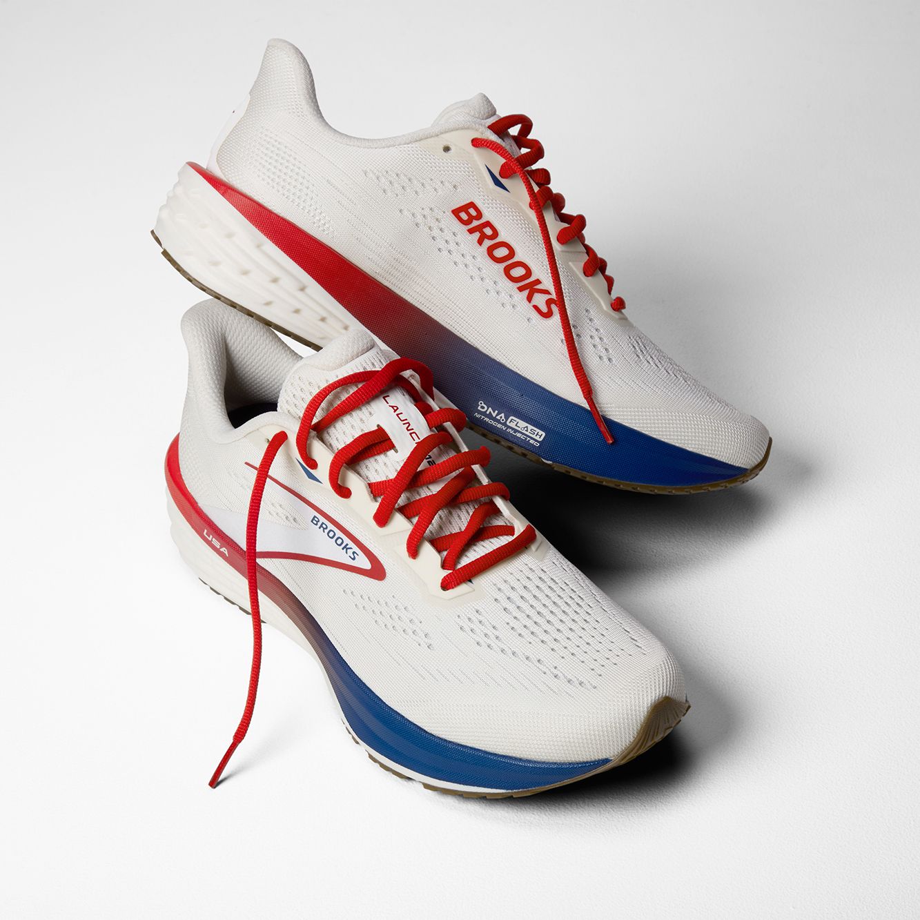 Brooks Men's Launch 12 Running Shoes product image