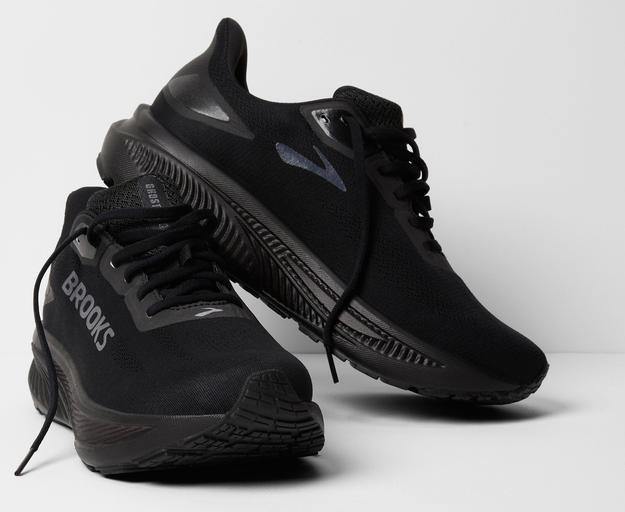 Brooks Men's Ghost 18 GTX Running Shoes product image