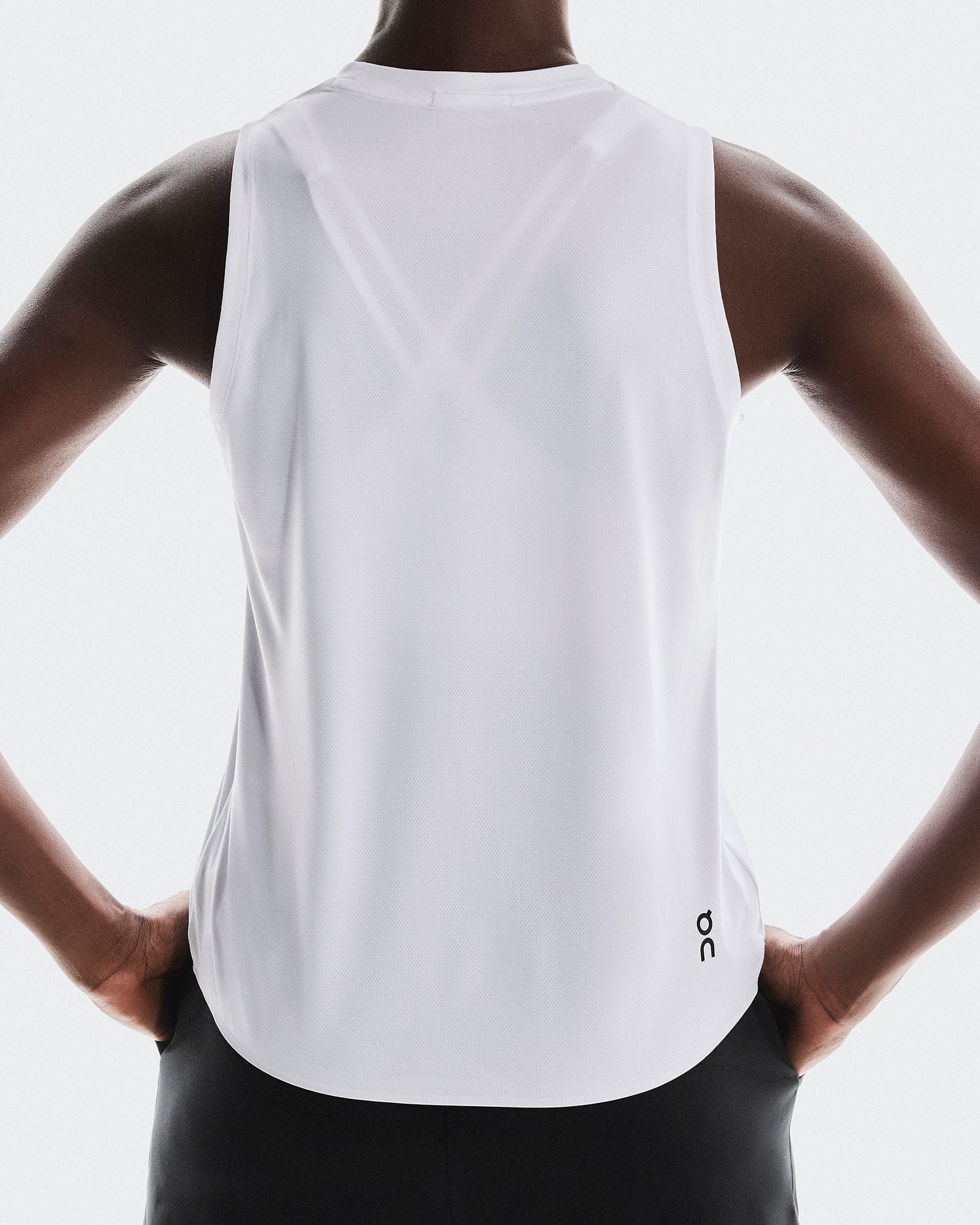 On Women's Court Tennis Tank Top product image