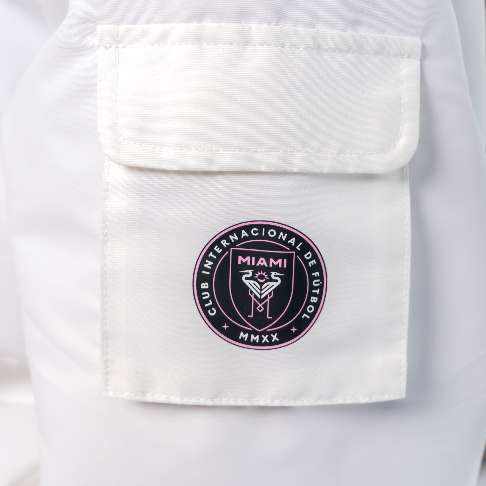 Lusso Women's Inter Miami CF Cloud Half-Zip Windbreaker product image