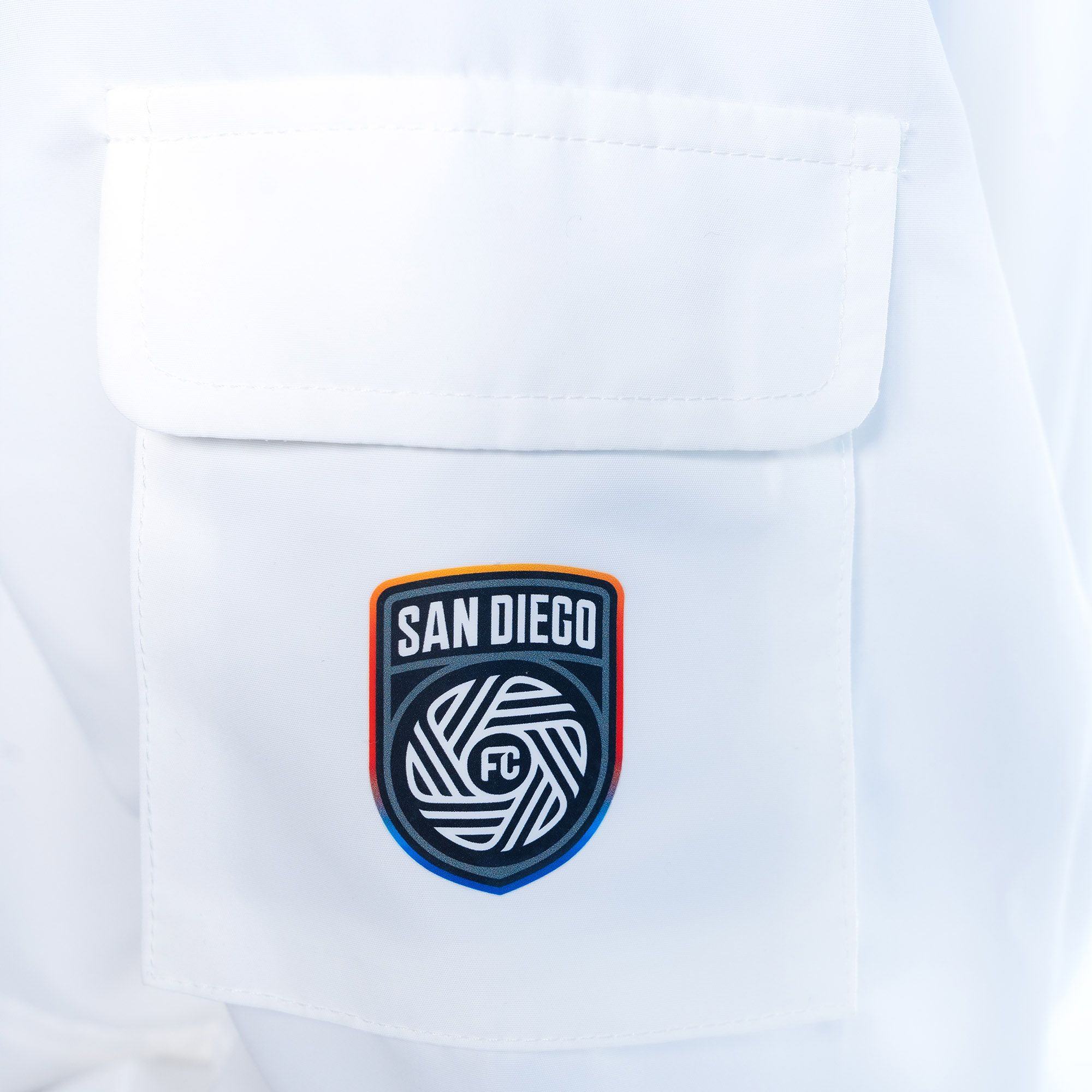 Lusso Women's San Diego FC Cloud Half-Zip Windbreaker product image