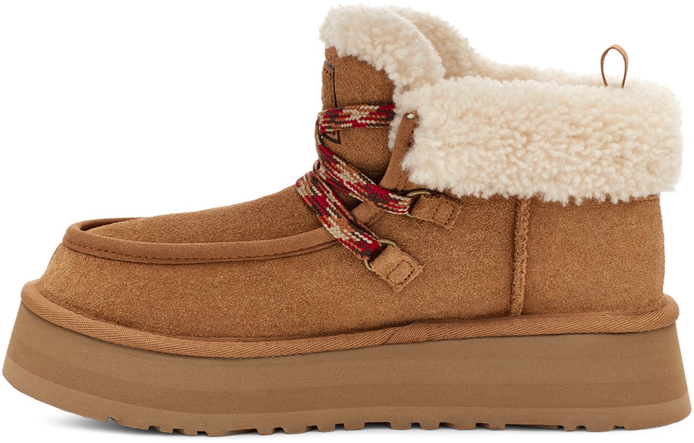 Ugg Women s Funkarra Cabin Cuff Slipper Chestnut 11