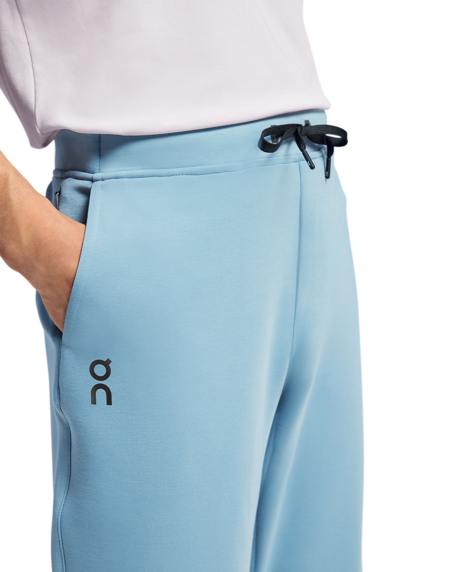 On Men's 24 Sweatpants product image