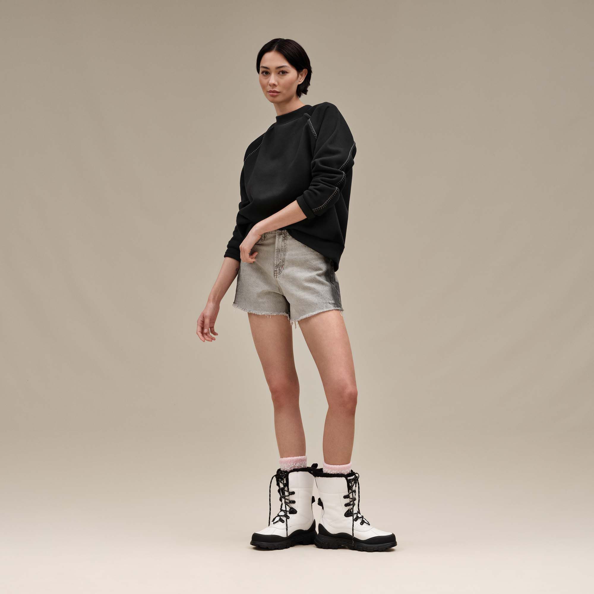 UGG Women's Classic Crewneck Sweatshirt product image