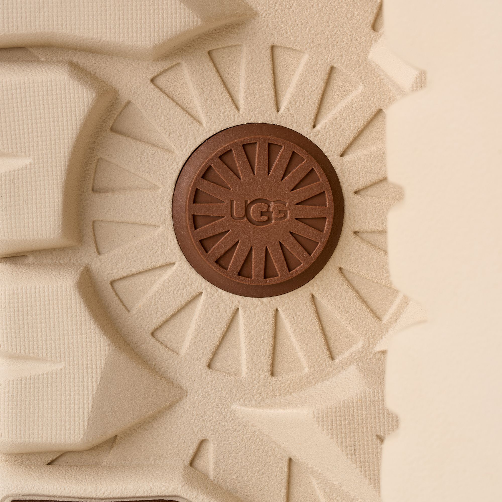 UGG Men's Heritage Utility Sneaker product image
