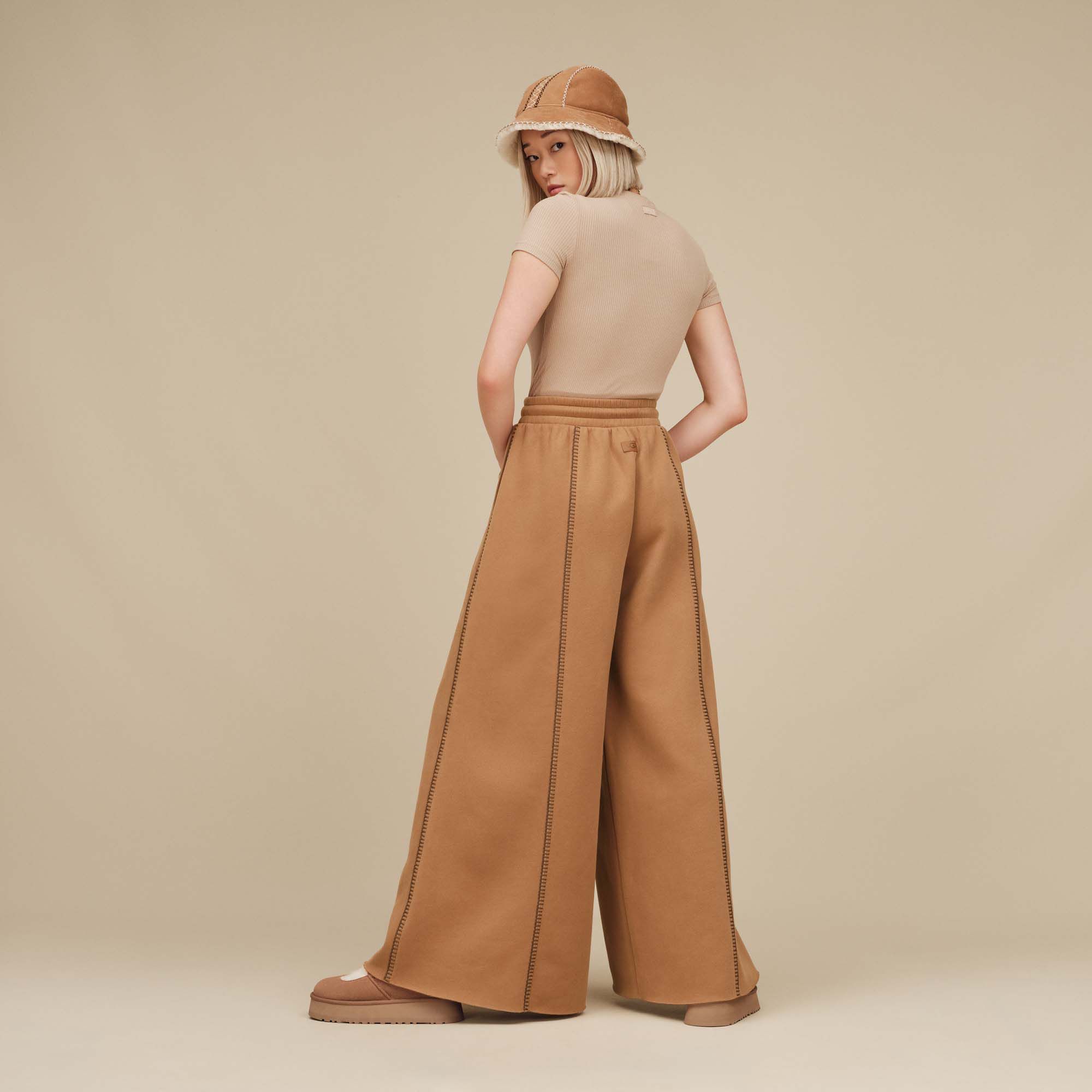 UGG Women's Classic Wide Leg Pants product image