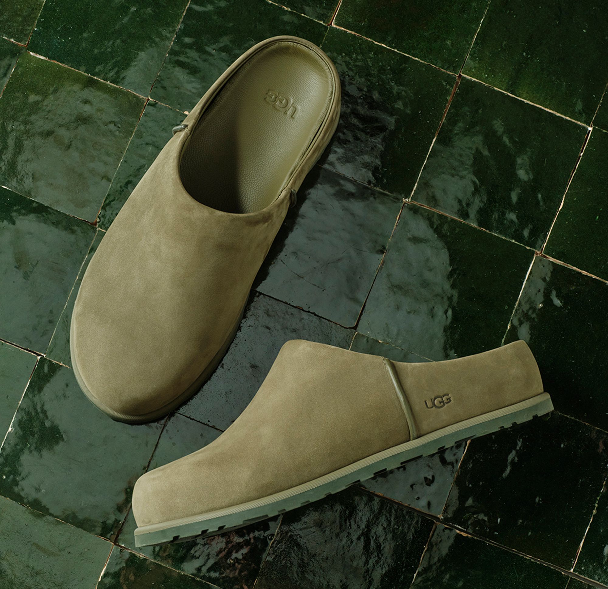 UGG Men's Otzo Clogs product image