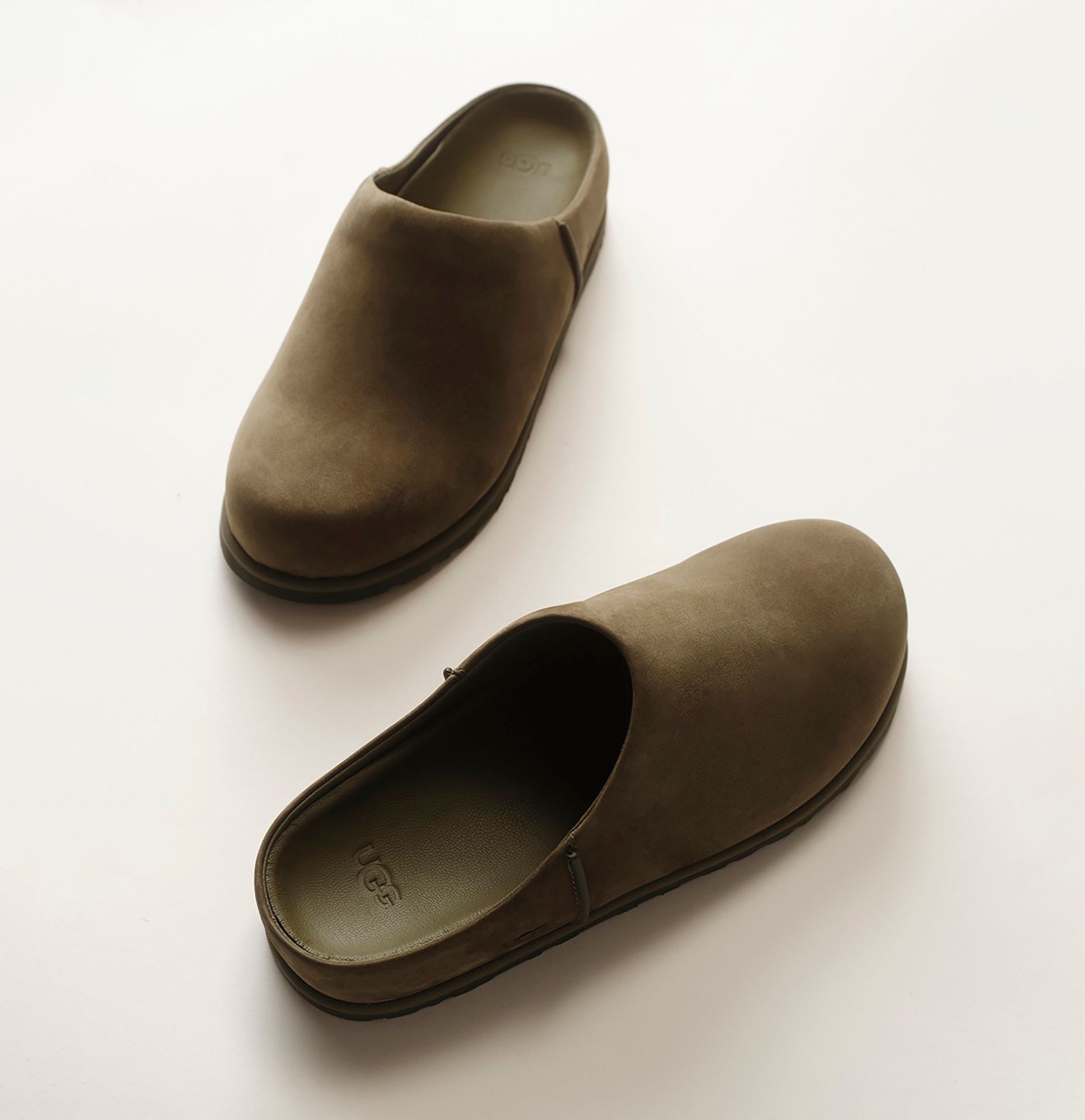 UGG Men's Otzo Clogs product image