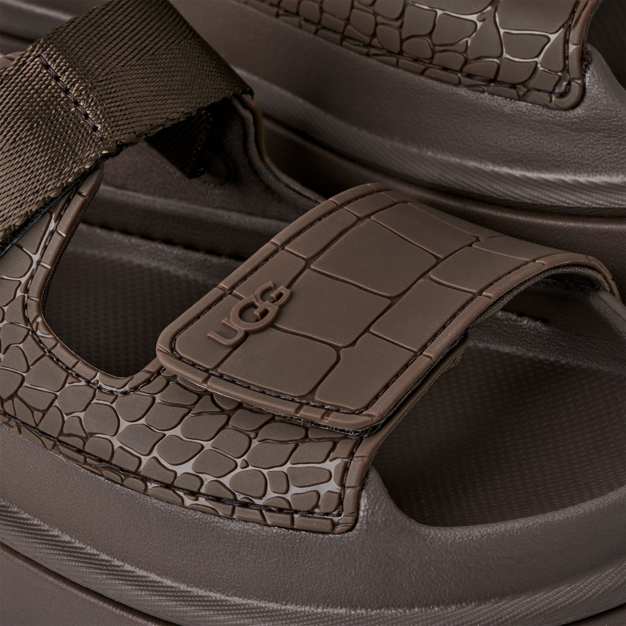 UGG Women's GoldenGlow Sandals product image