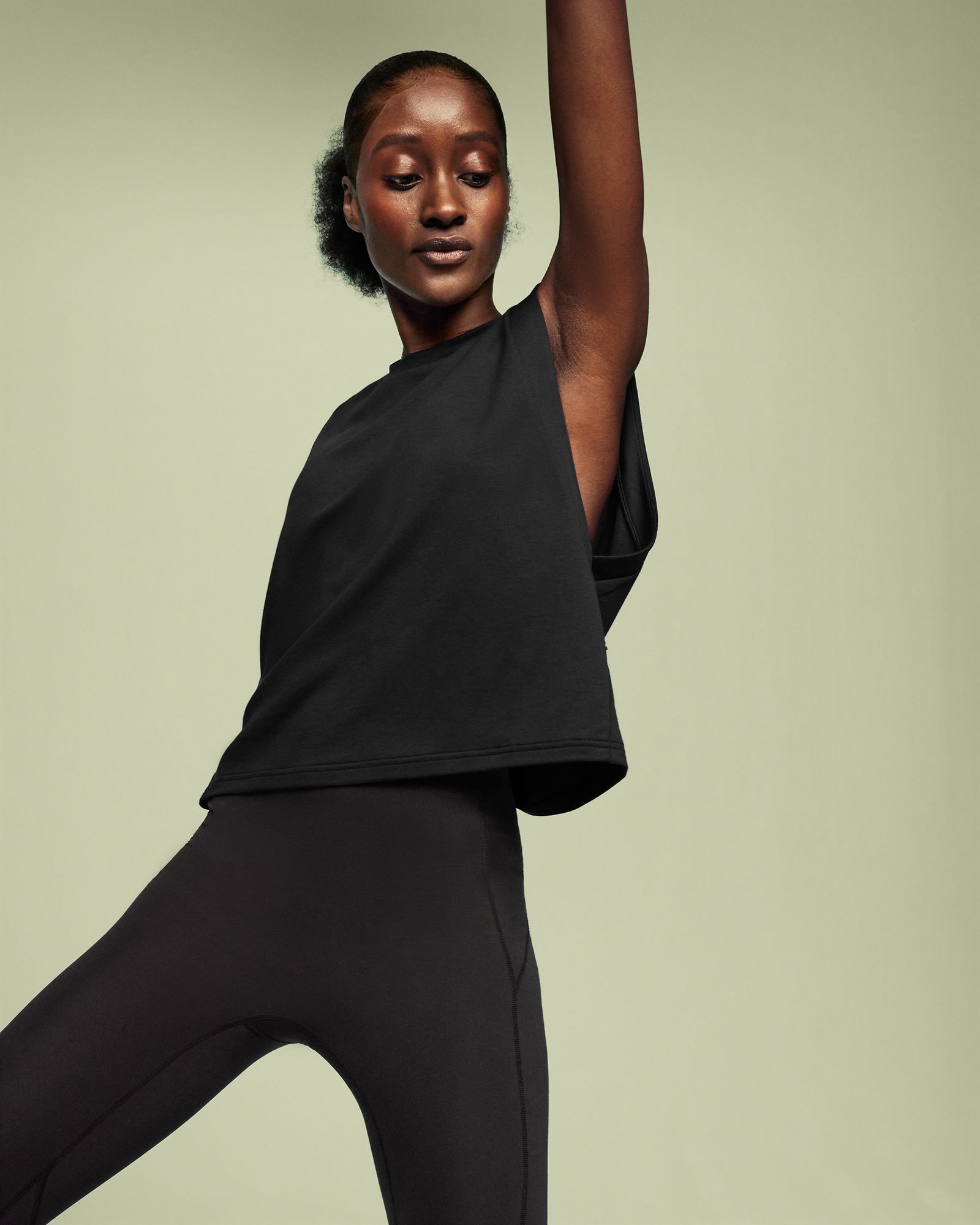 On Women's Focus Crop product image