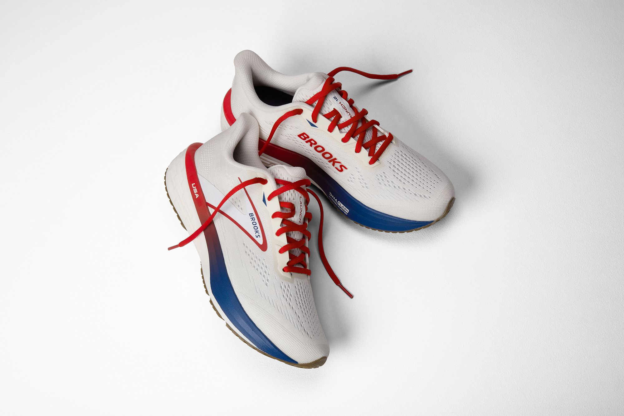 Brooks Women's Launch 12 Running Shoes product image