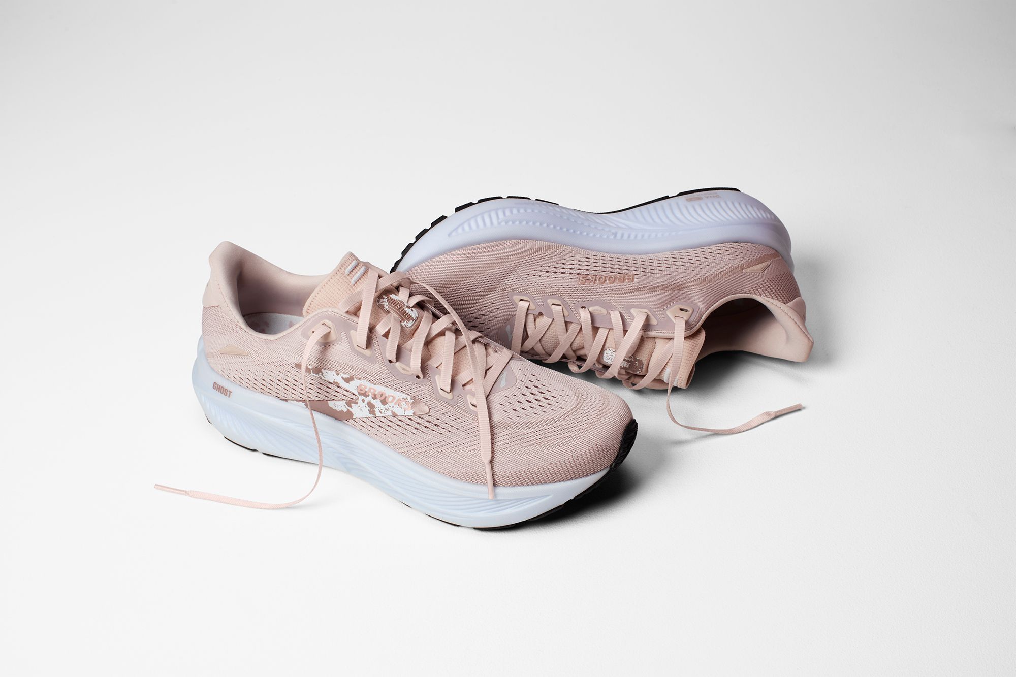 Brooks Women's Ghost 18 Running Shoes product image