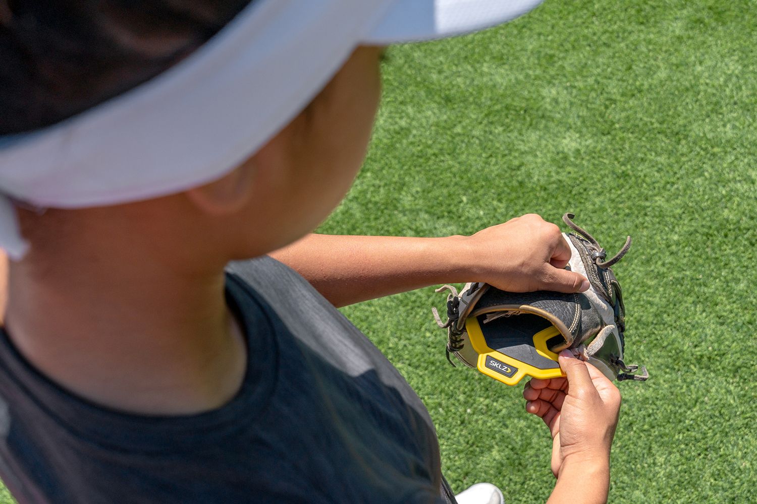 SKLZ Youth Fielding Hands Baseball/Softball Trainer product image