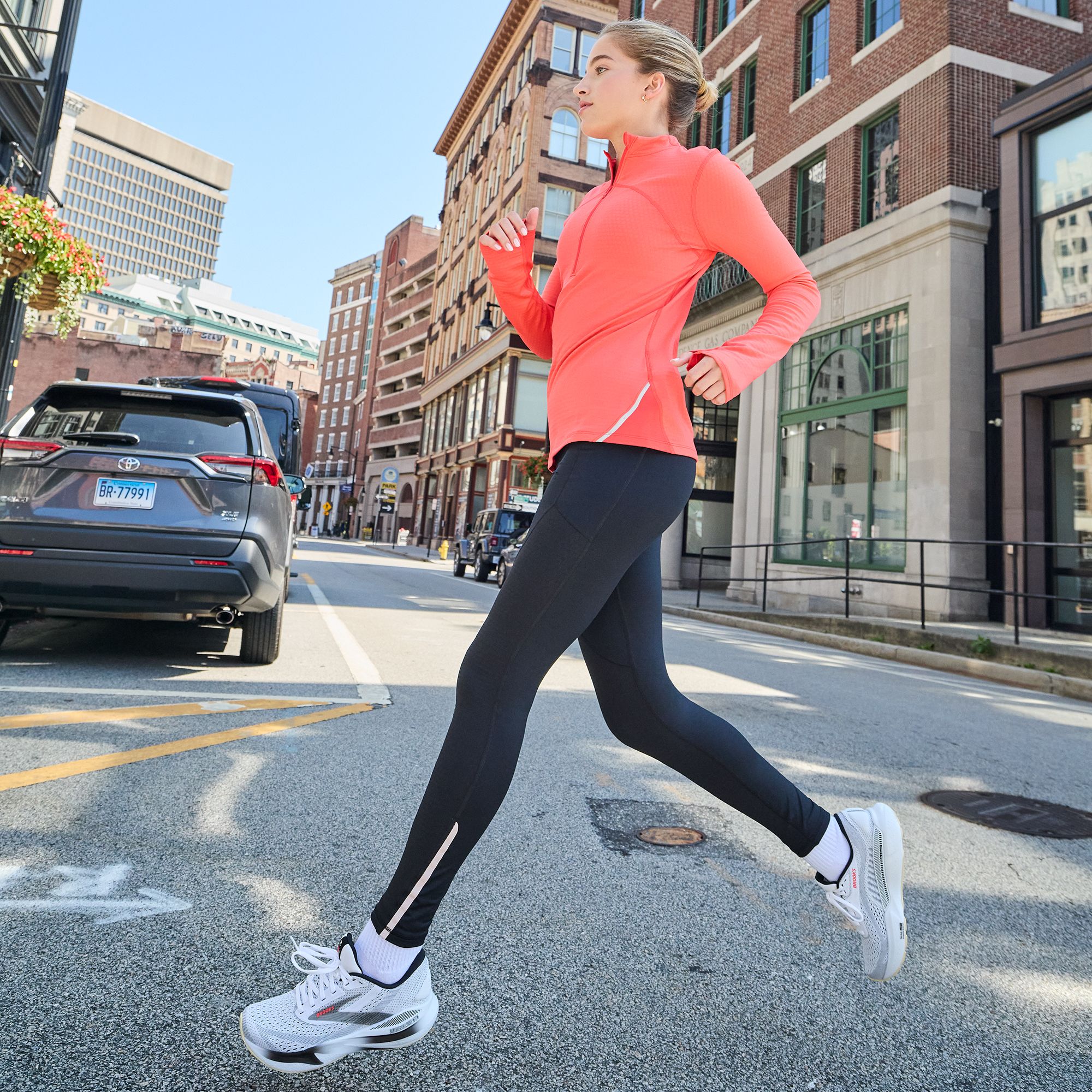 Brooks Women's Adrenaline GTS 24 Running Shoes product image