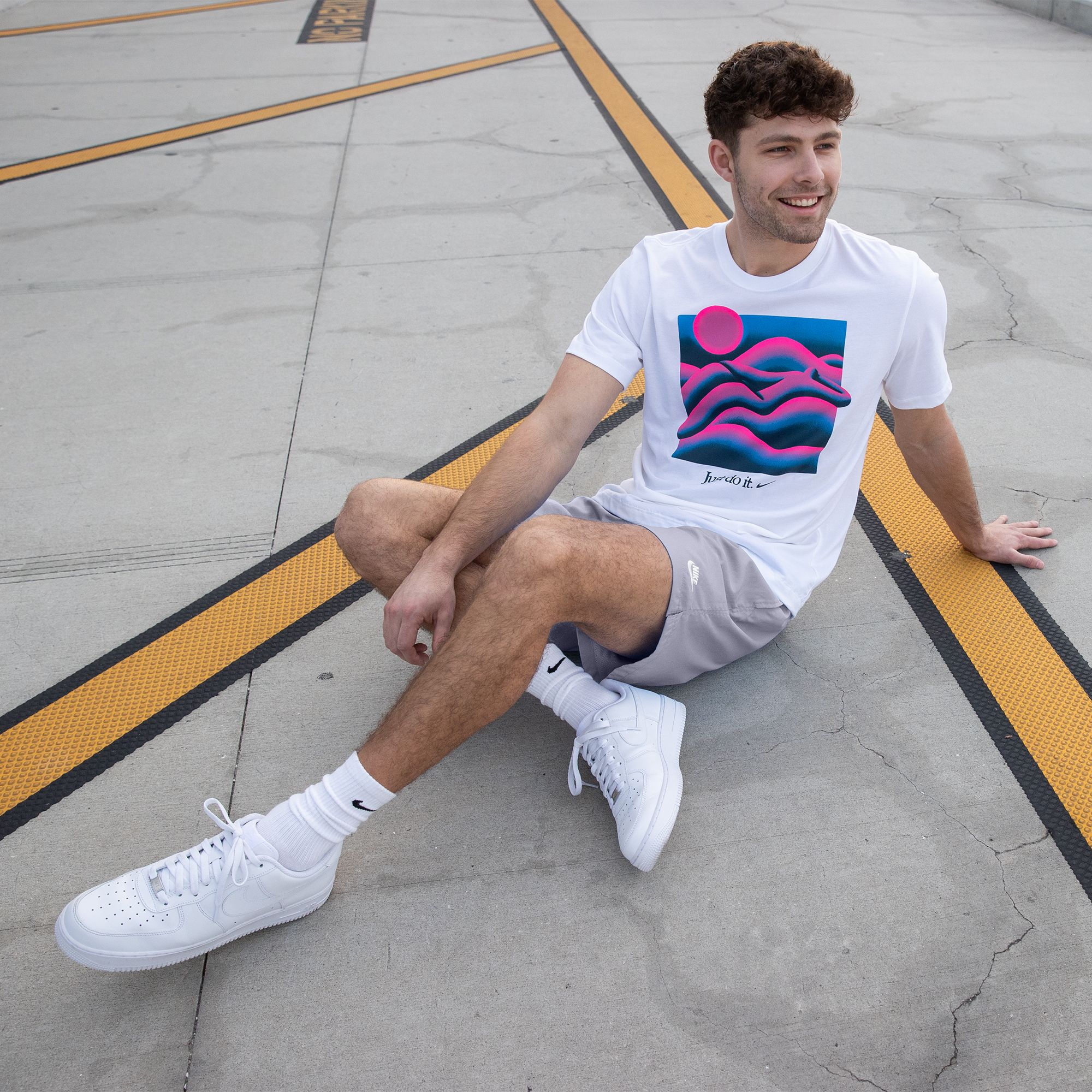 Nike Men's Sportswear Mural Graphic T-Shirt product image