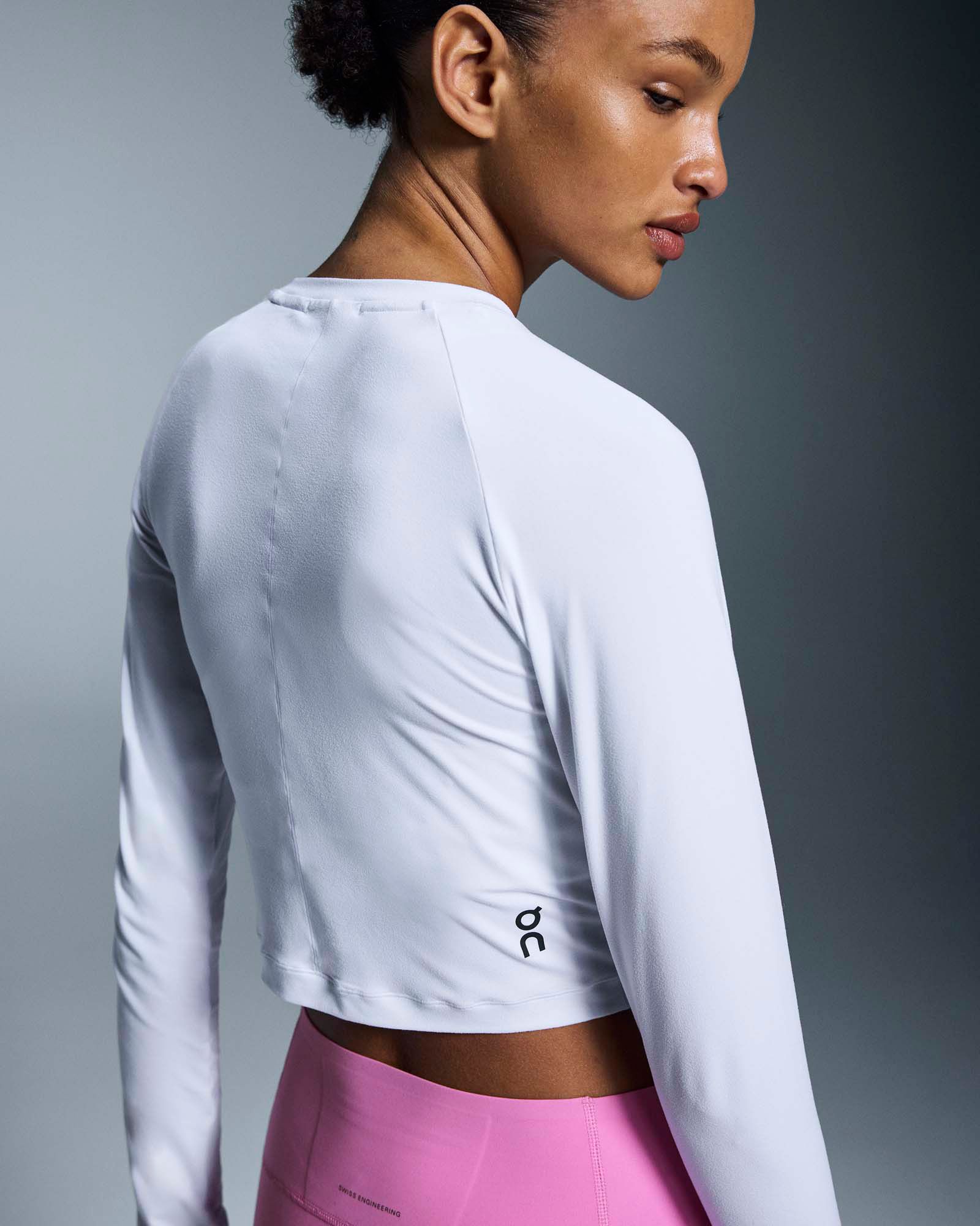 On Women's Studio Long-T Crop product image