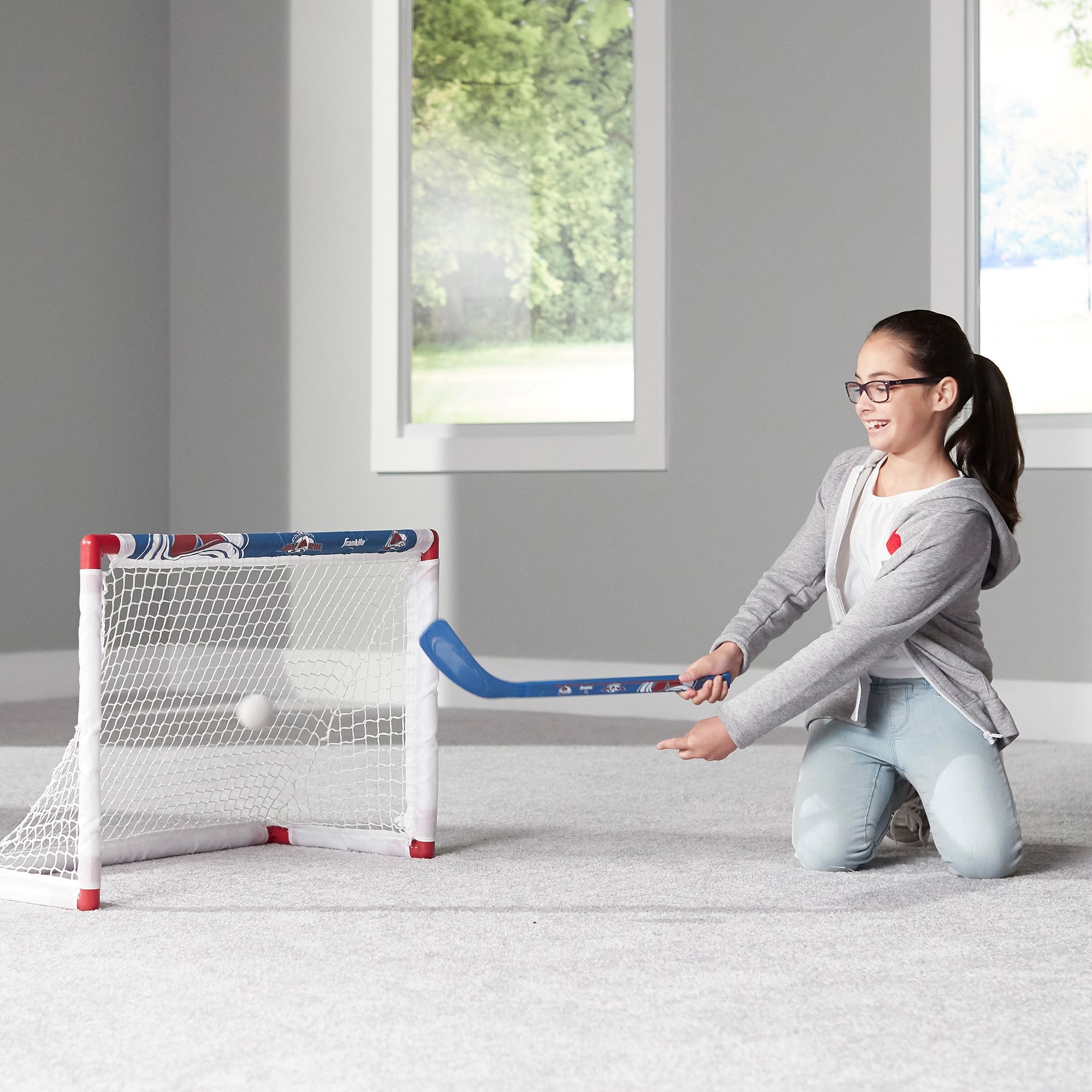 Franklin NHL Team Mini Knee Hockey Set product image