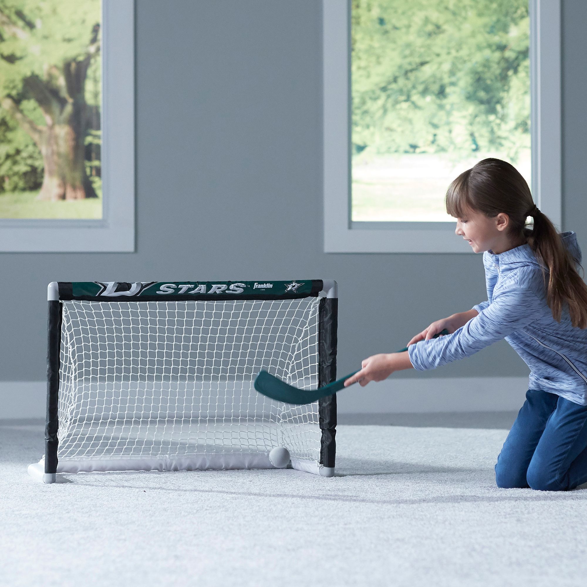 Franklin NHL Team Mini Knee Hockey Set product image