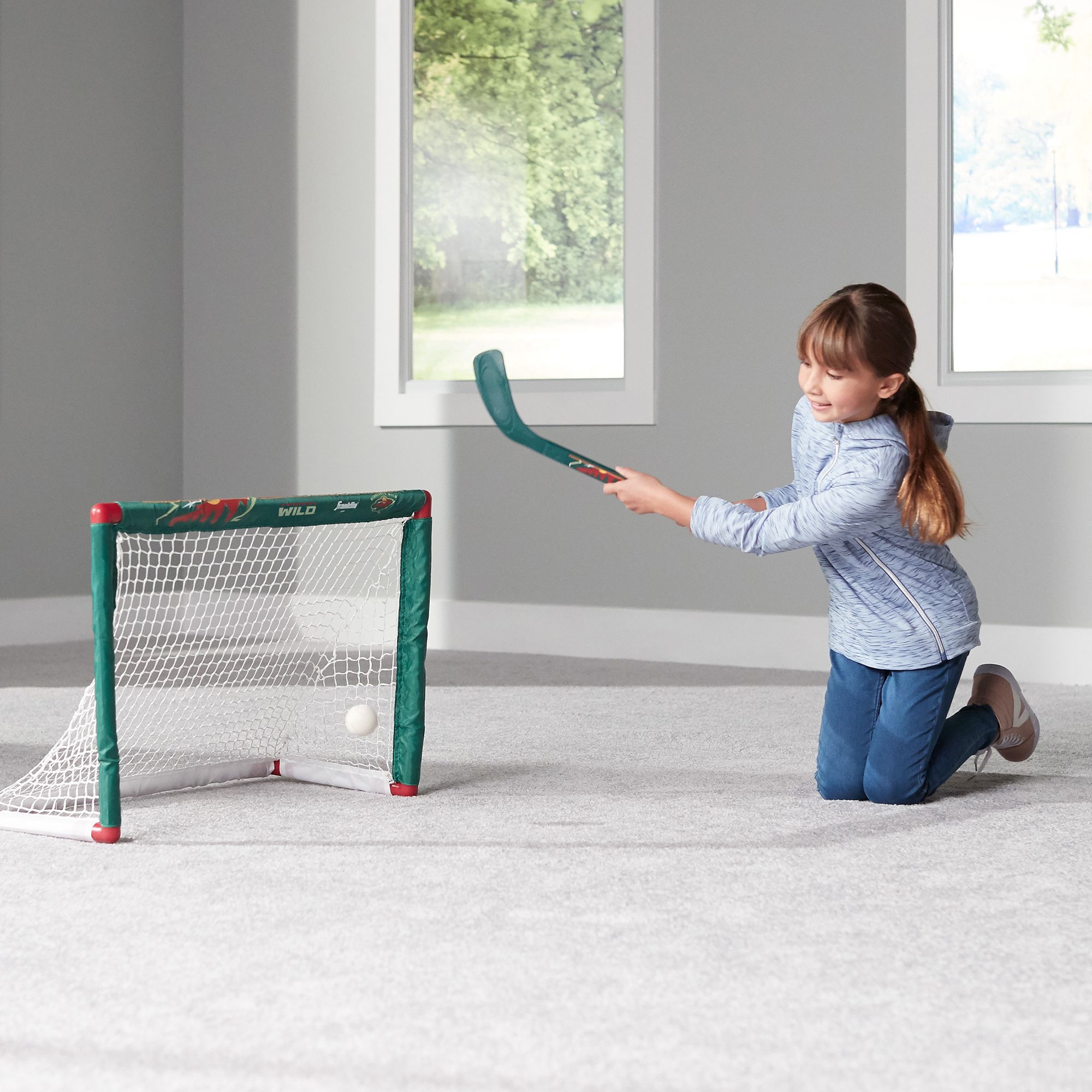 Franklin NHL Team Mini Knee Hockey Set product image