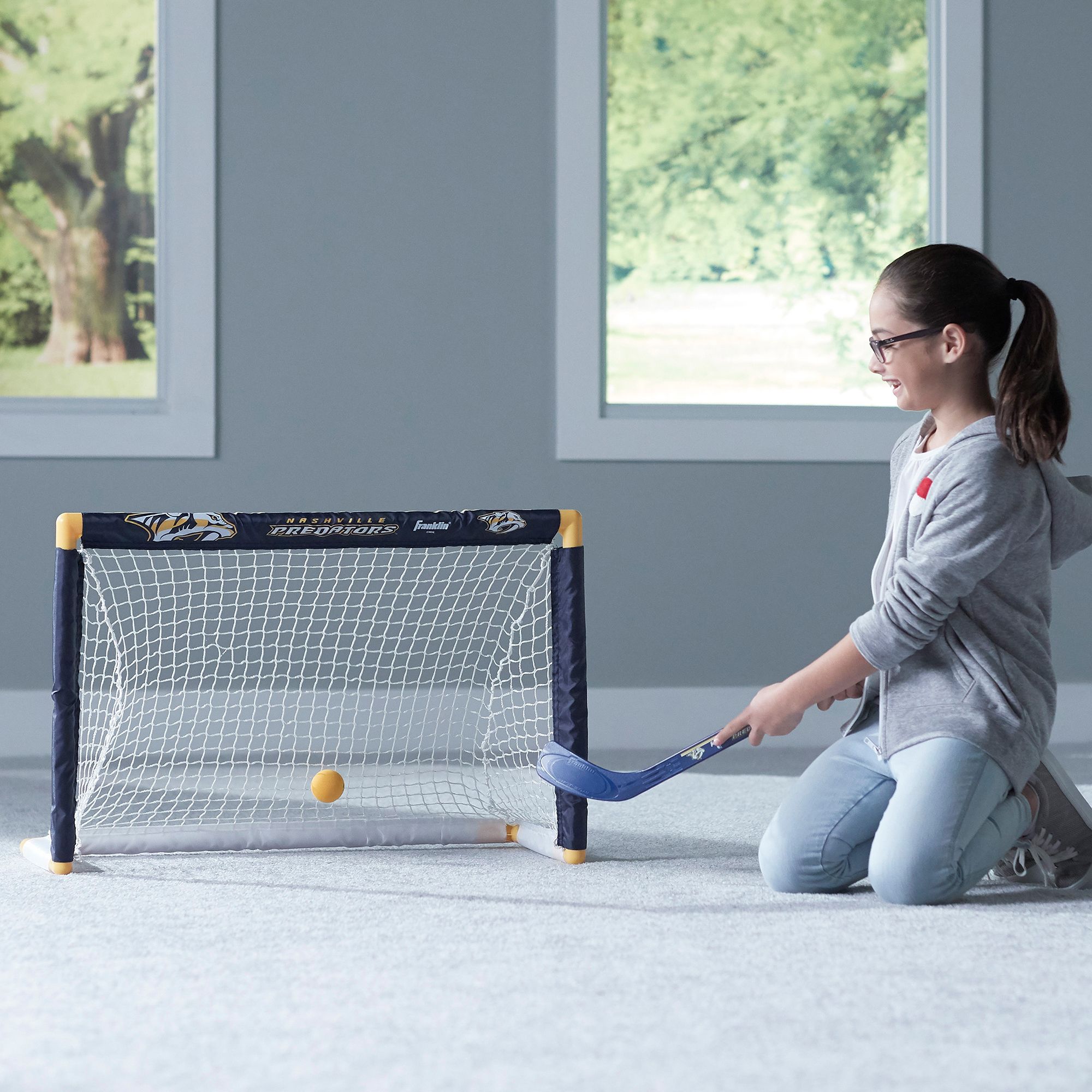 Franklin NHL Team Mini Knee Hockey Set product image