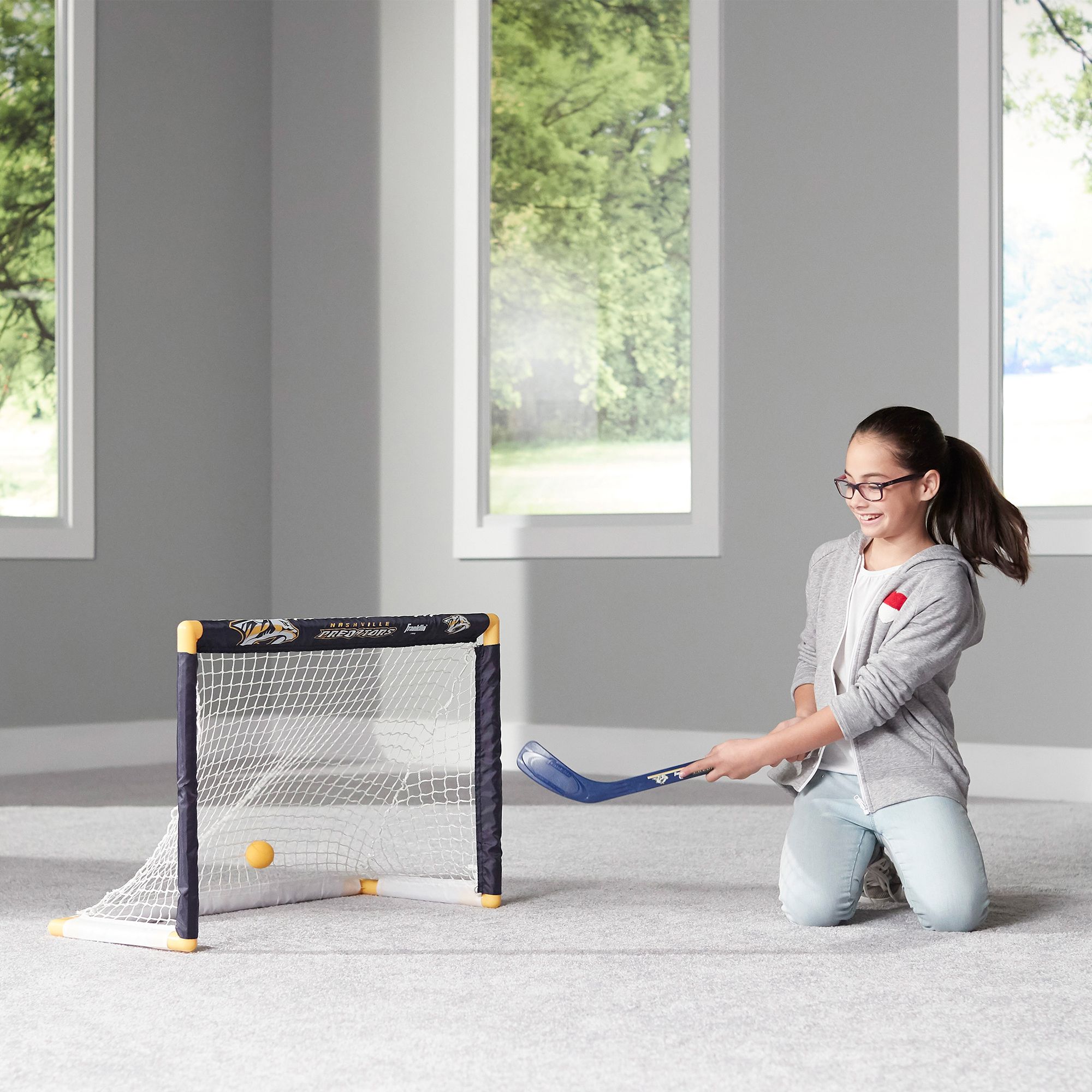 Franklin NHL Team Mini Knee Hockey Set product image