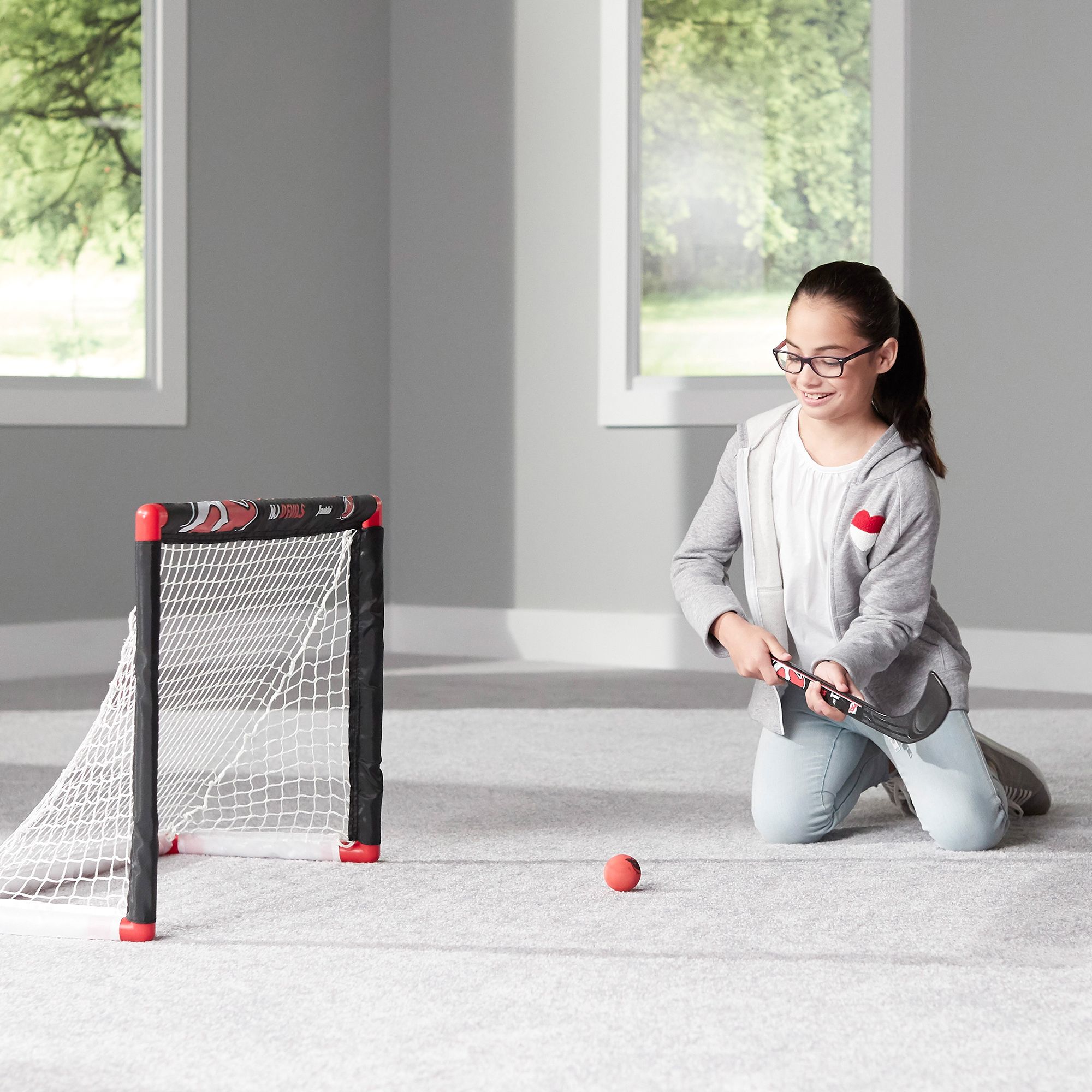 Franklin NHL Team Mini Knee Hockey Set product image