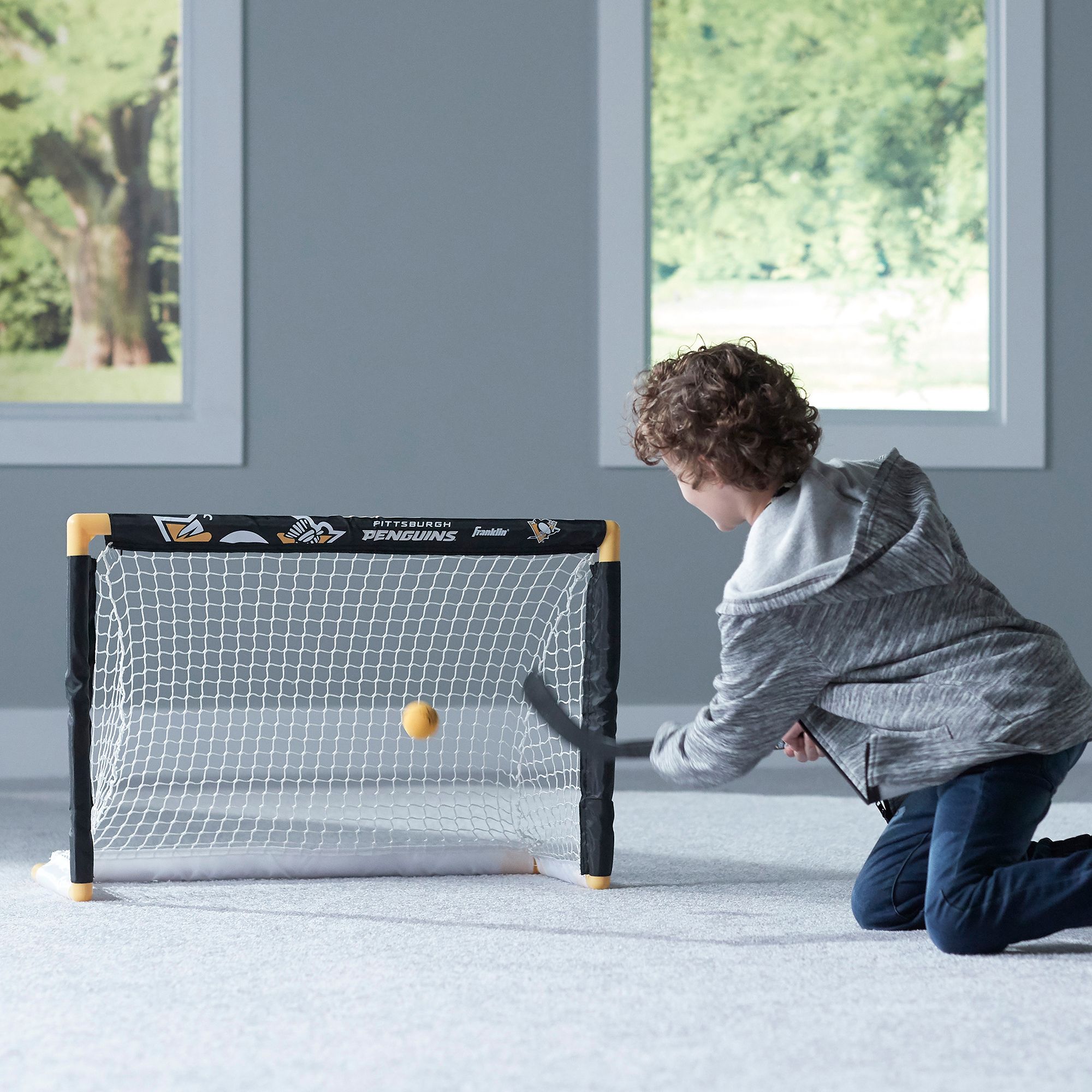 Franklin NHL Team Mini Knee Hockey Set product image