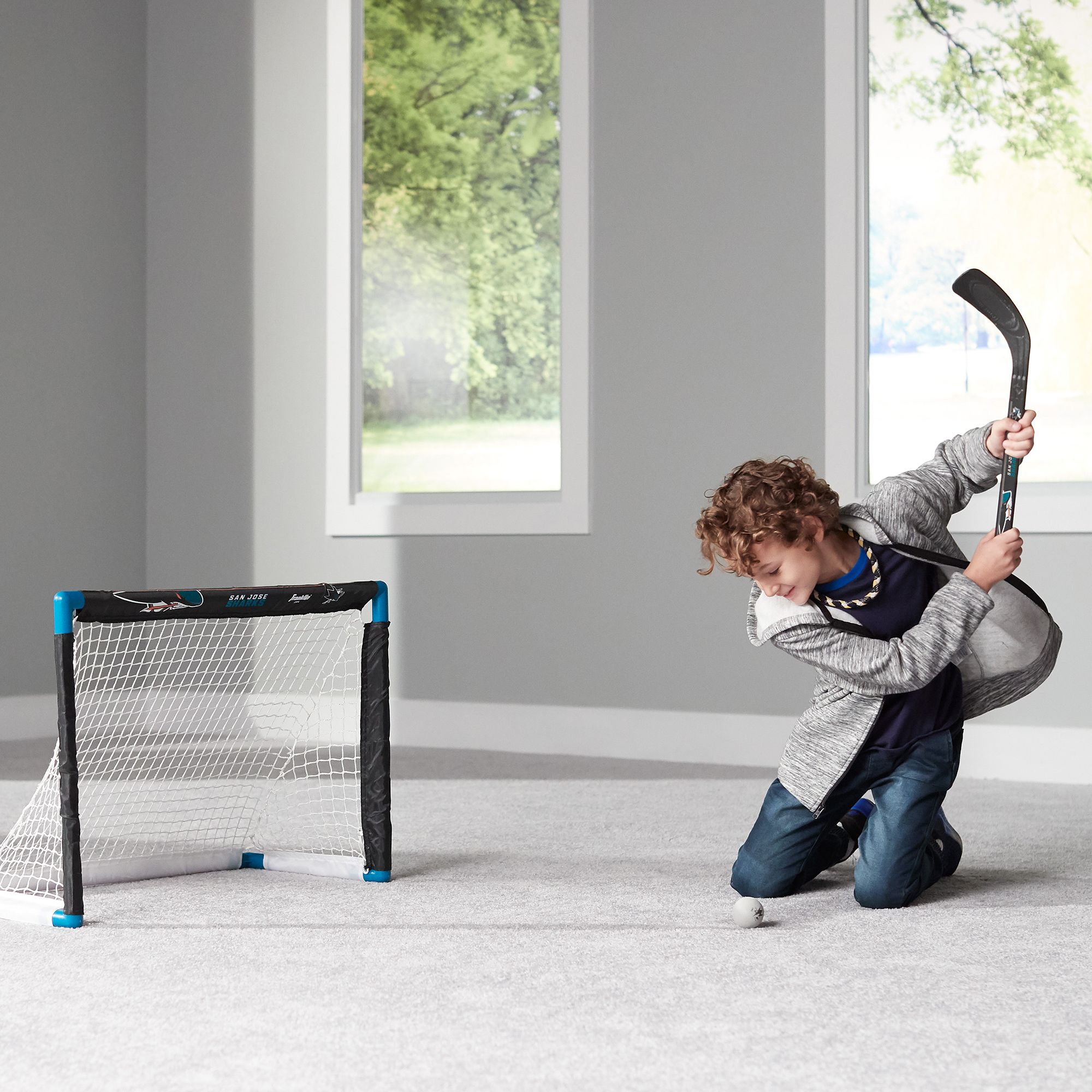 Franklin NHL Team Mini Knee Hockey Set product image