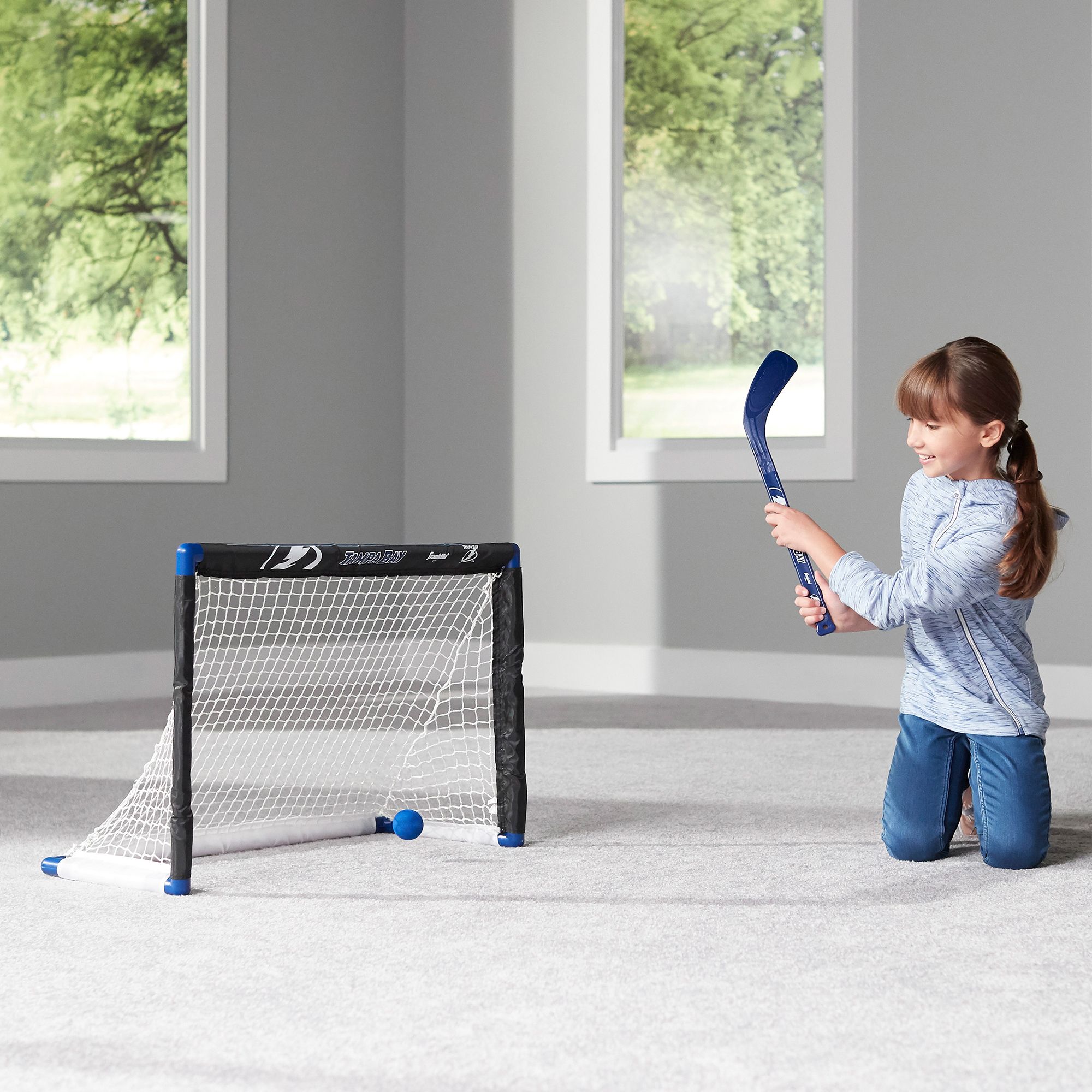 Franklin NHL Team Mini Knee Hockey Set product image