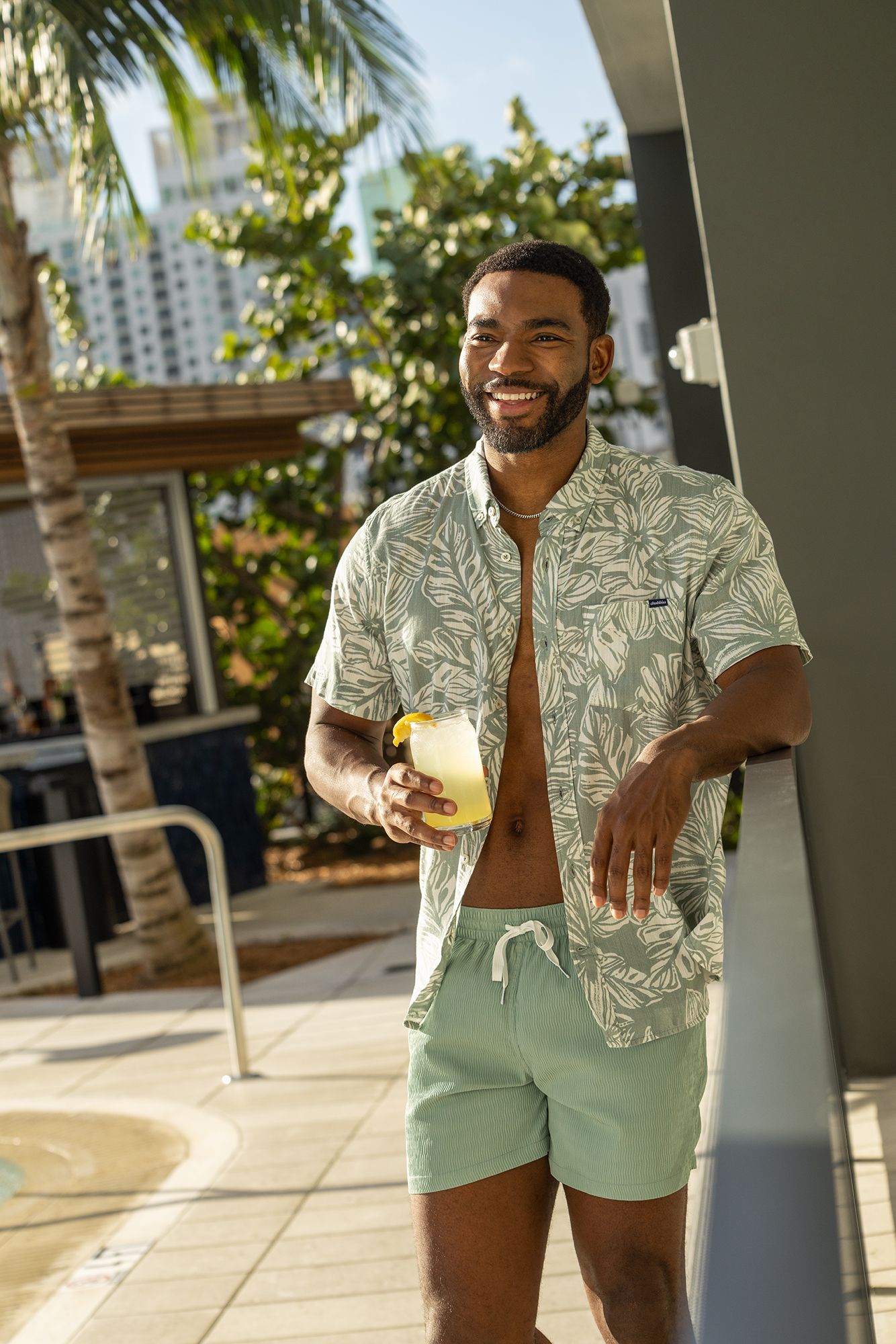 Chubbies Men's 5.5" Textured Swim Trunks product image