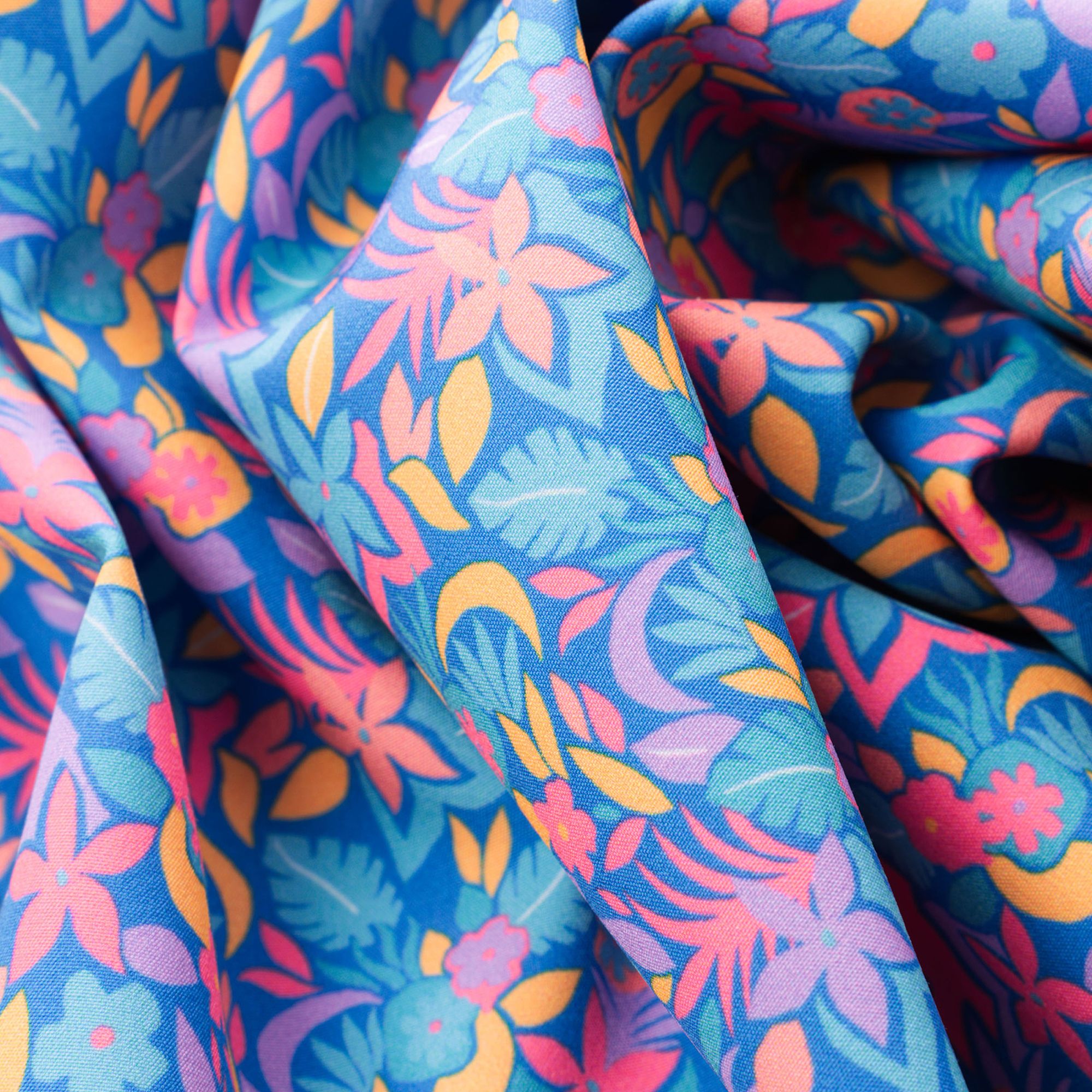 Chubbies Men's Classic Lined 5.5" Swim Trunks product image