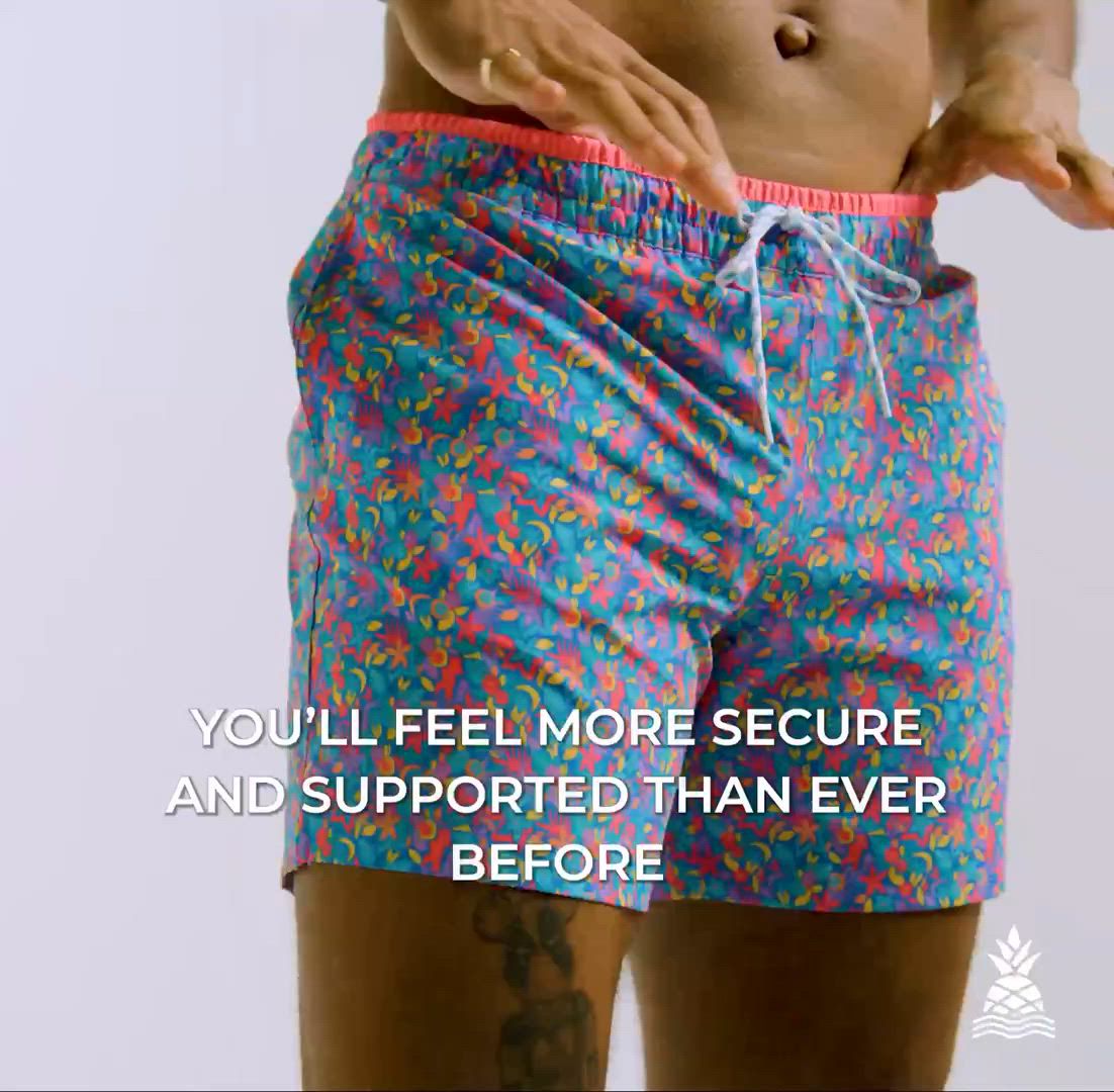 Chubbies Men's Classic Lined 5.5" Swim Trunks product