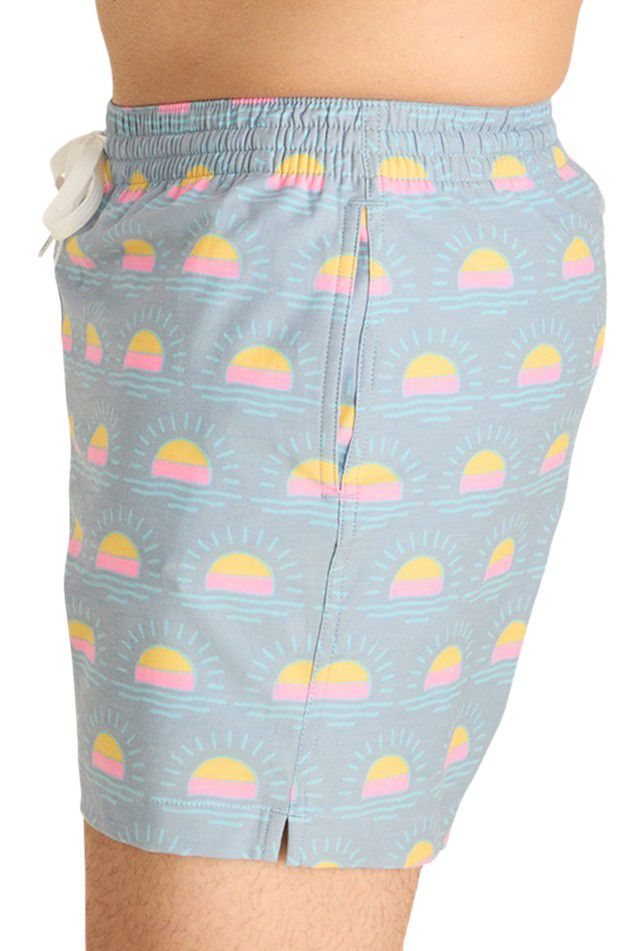 Chubbies Men's Classic Lined 5.5" Swim Trunks product image