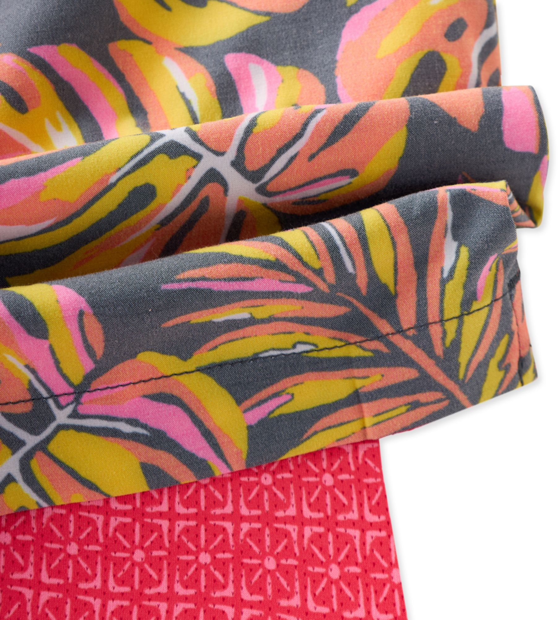 Chubbies Men's Classic Lined 5.5" Swim Trunks product image