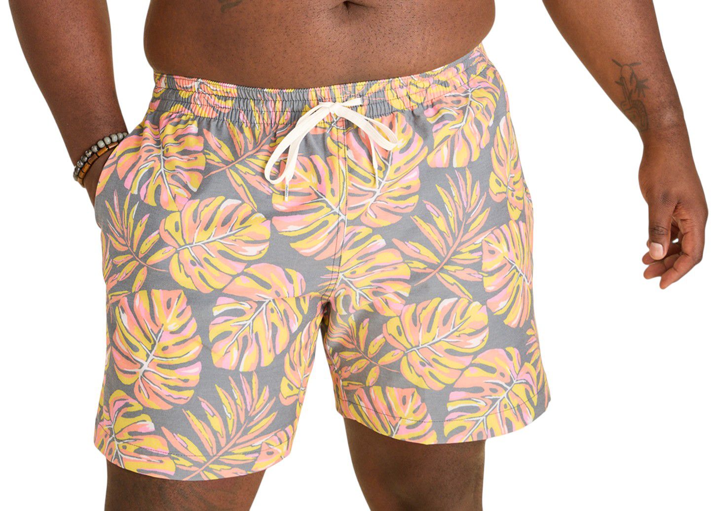Chubbies Men's Classic Lined 5.5" Swim Trunks product image