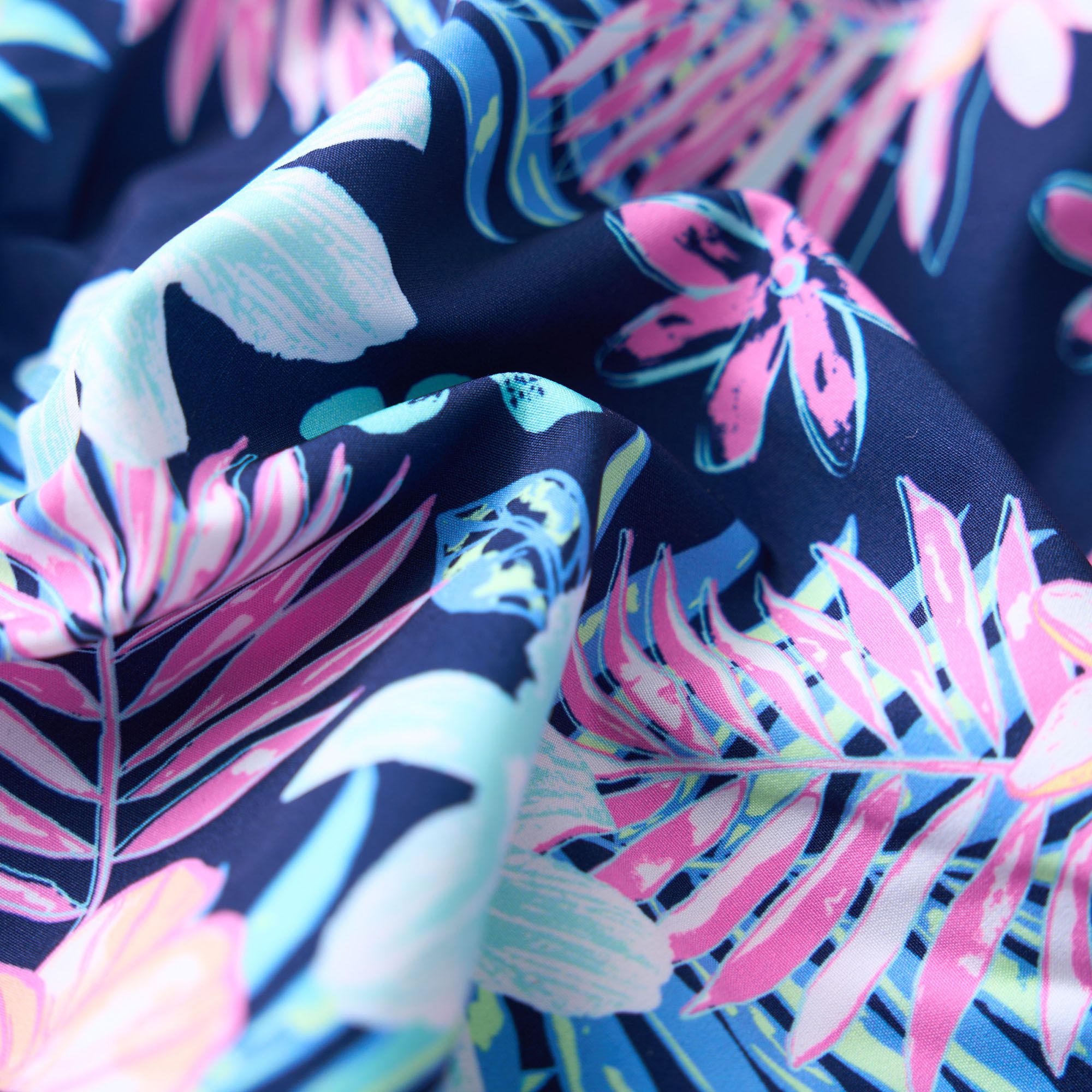 Chubbies Men's Classic Lined 5.5" Swim Trunks product image