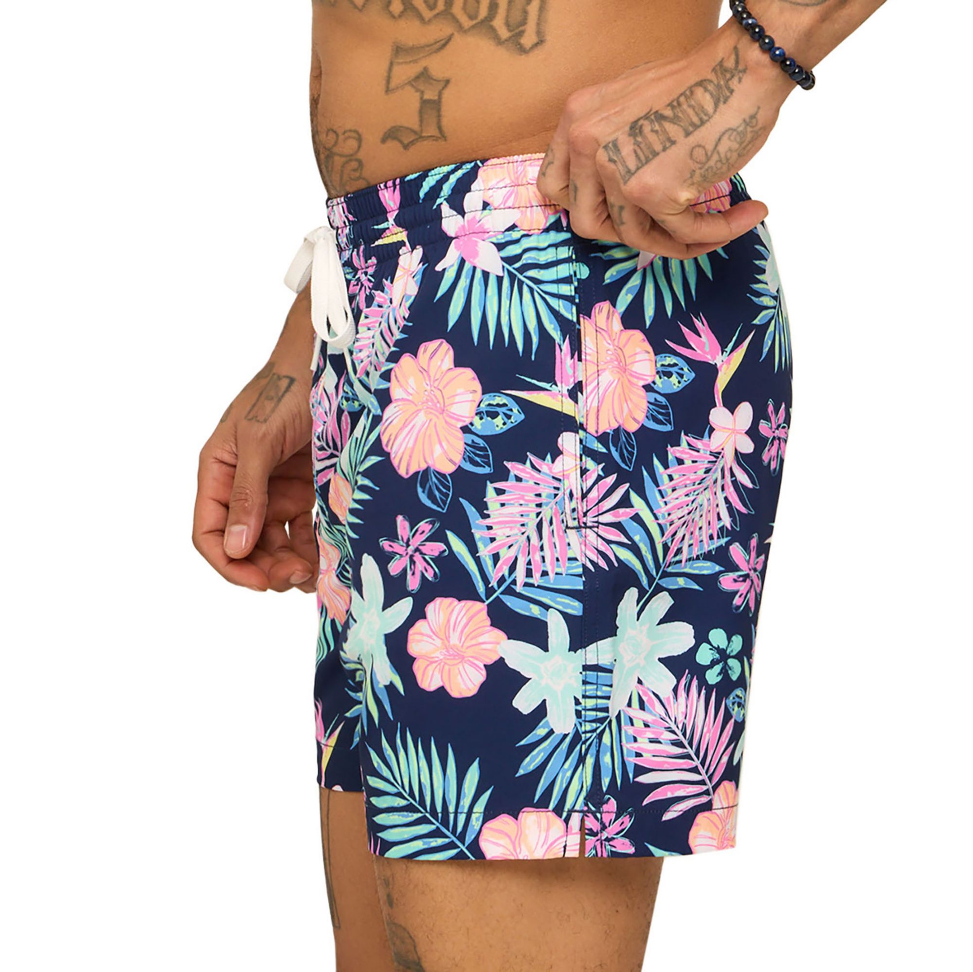 Chubbies Men's Classic Lined 5.5" Swim Trunks product image