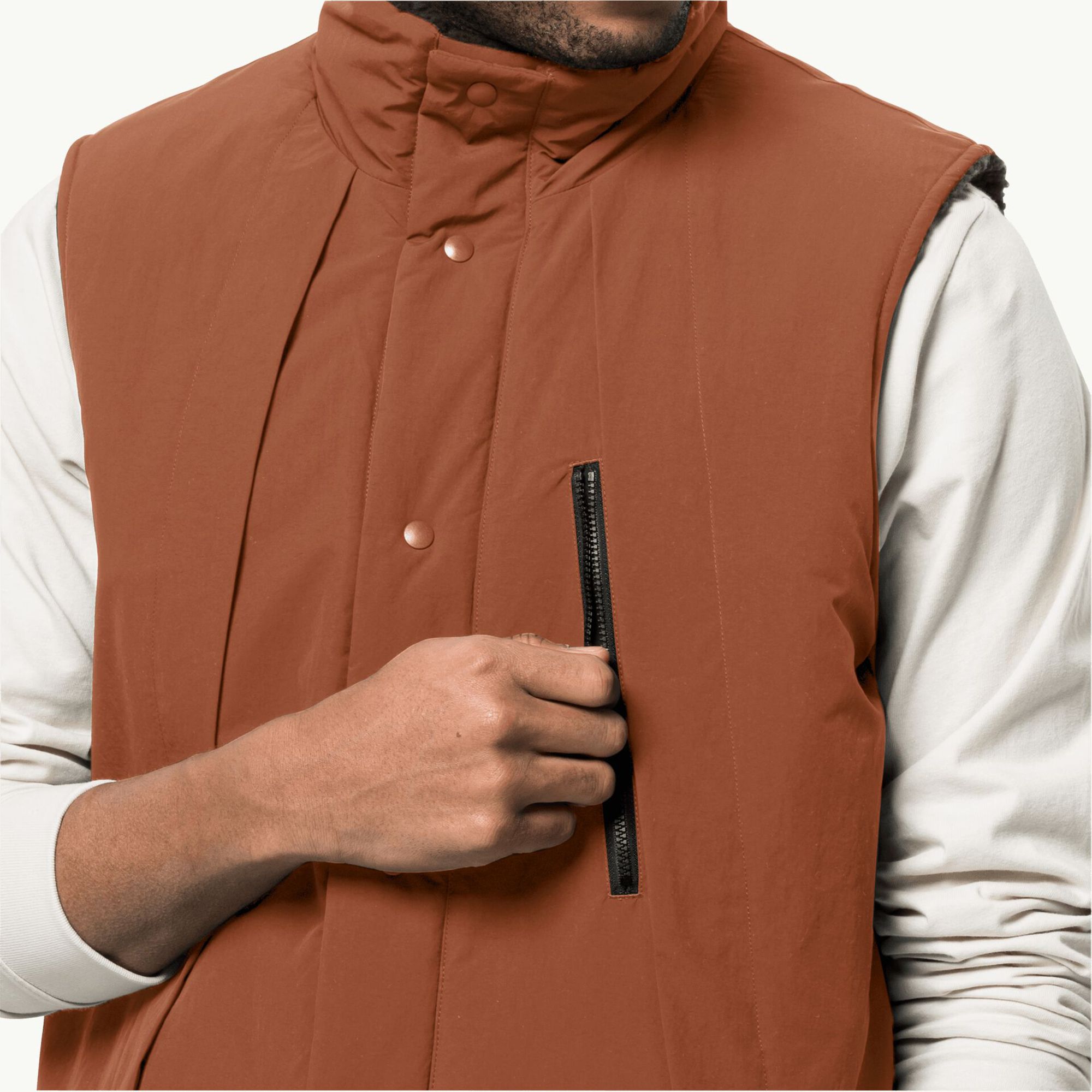Jack Wolfskin Men's Alex Reversible Outdoor Vest product image