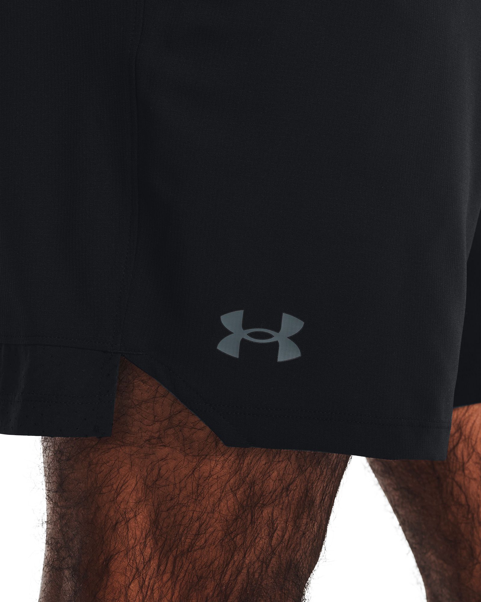 Under Armour Men's Vanish Woven 6" Shorts product image