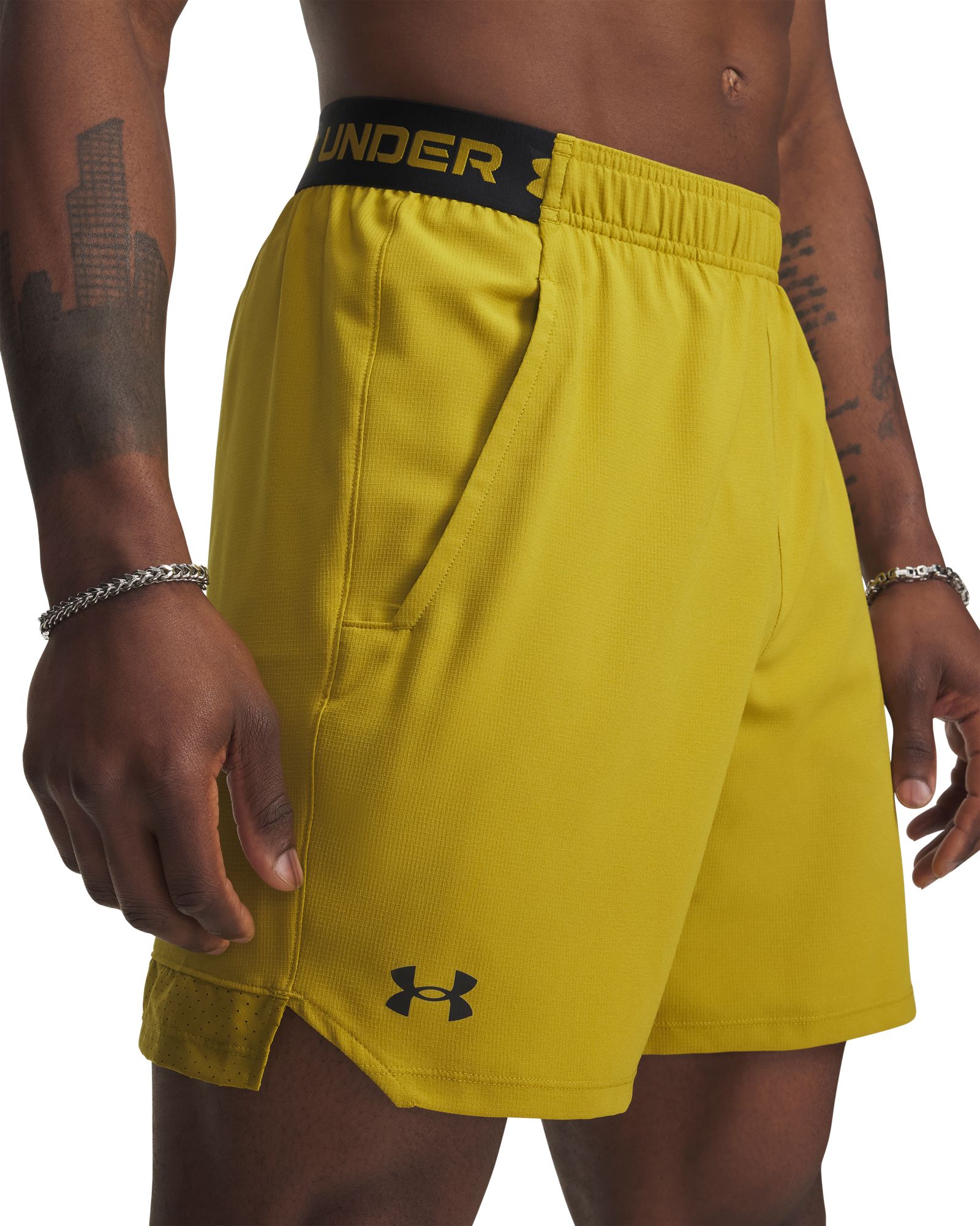 Under Armour Men's Vanish Woven 6" Shorts product image