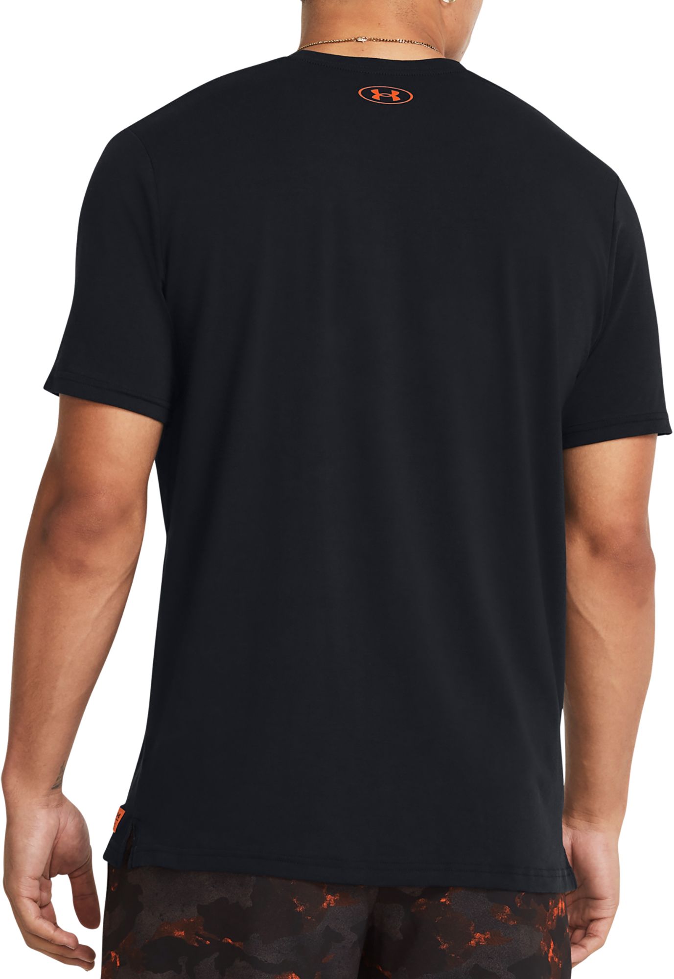 Under Armour Men's Project Rock Veterans Day Brahma Bull Graphic T-Shirt product image