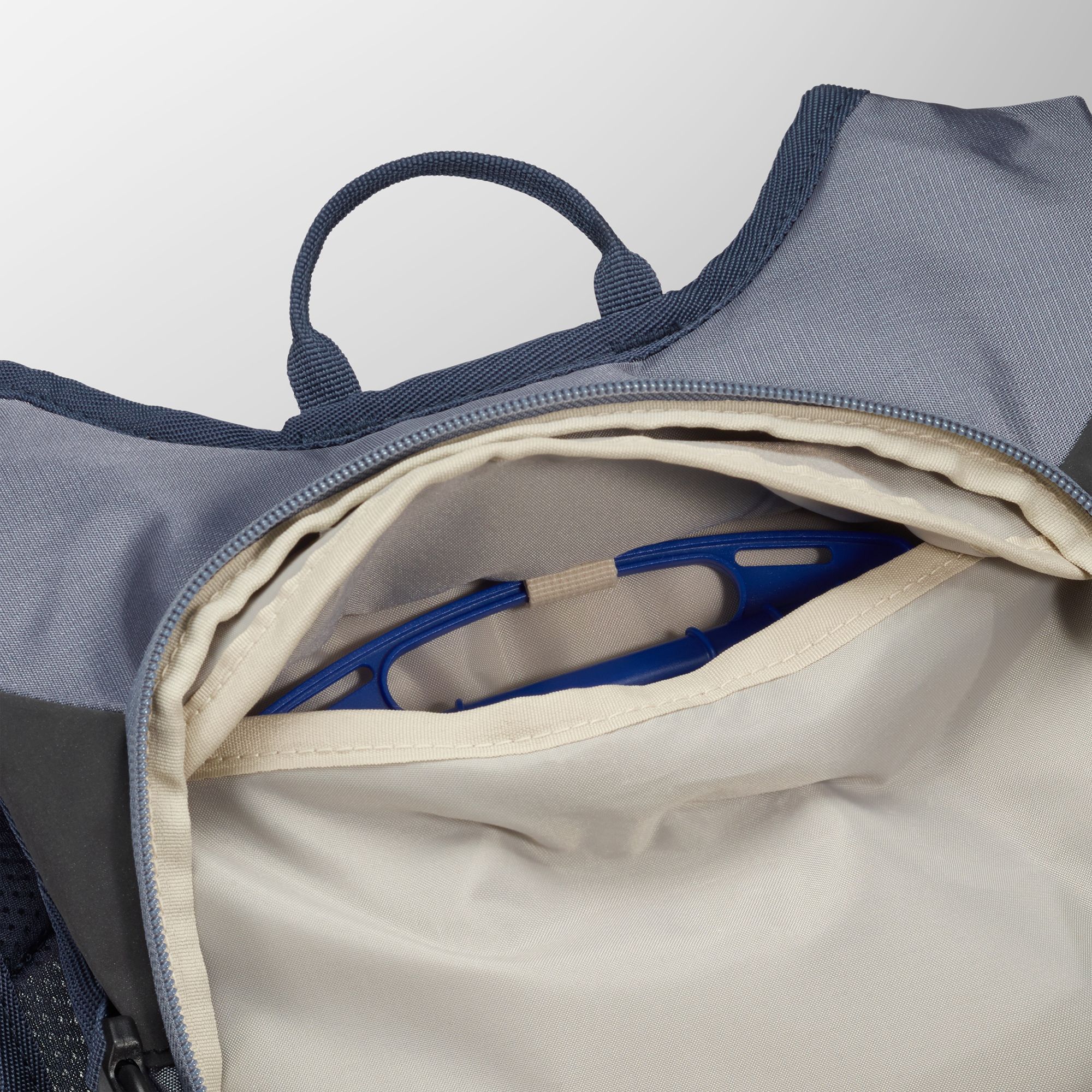 High Sierra HydraHike 2.0 Hydration Backpack product image