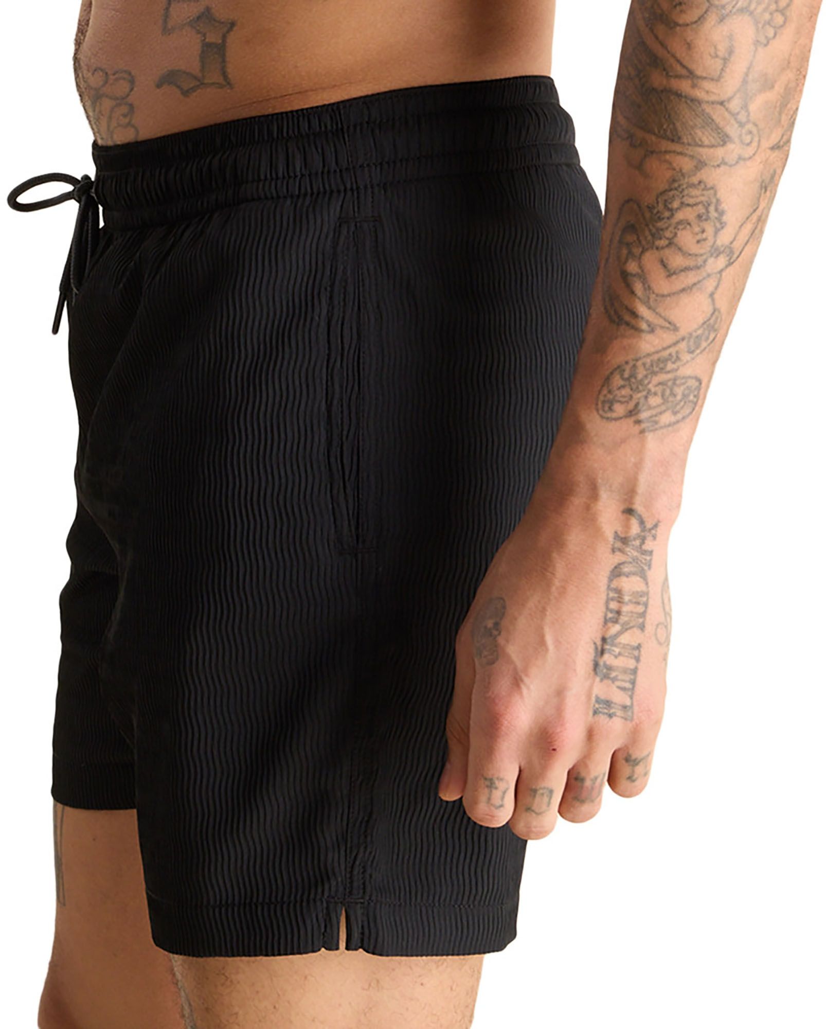 Chubbies Men's 5.5" Textured Swim Trunks product image