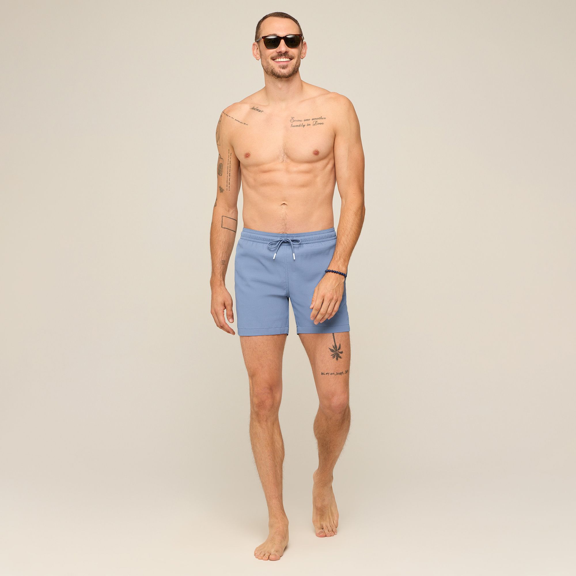 Chubbies Men's 5.5" Lined Textured Swim Trunks product image