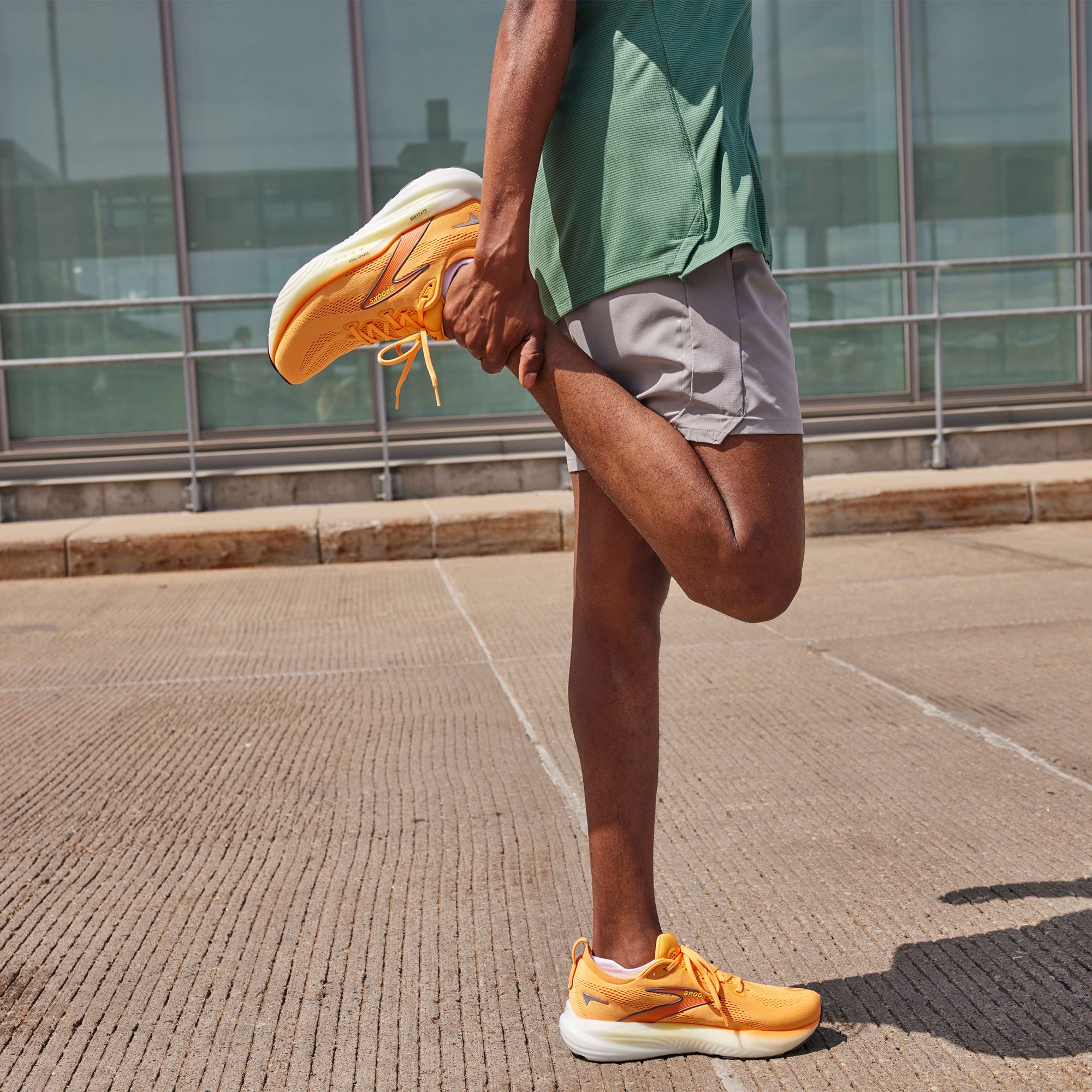 Brooks Men's Run-In No Show 3-Pack Socks product image