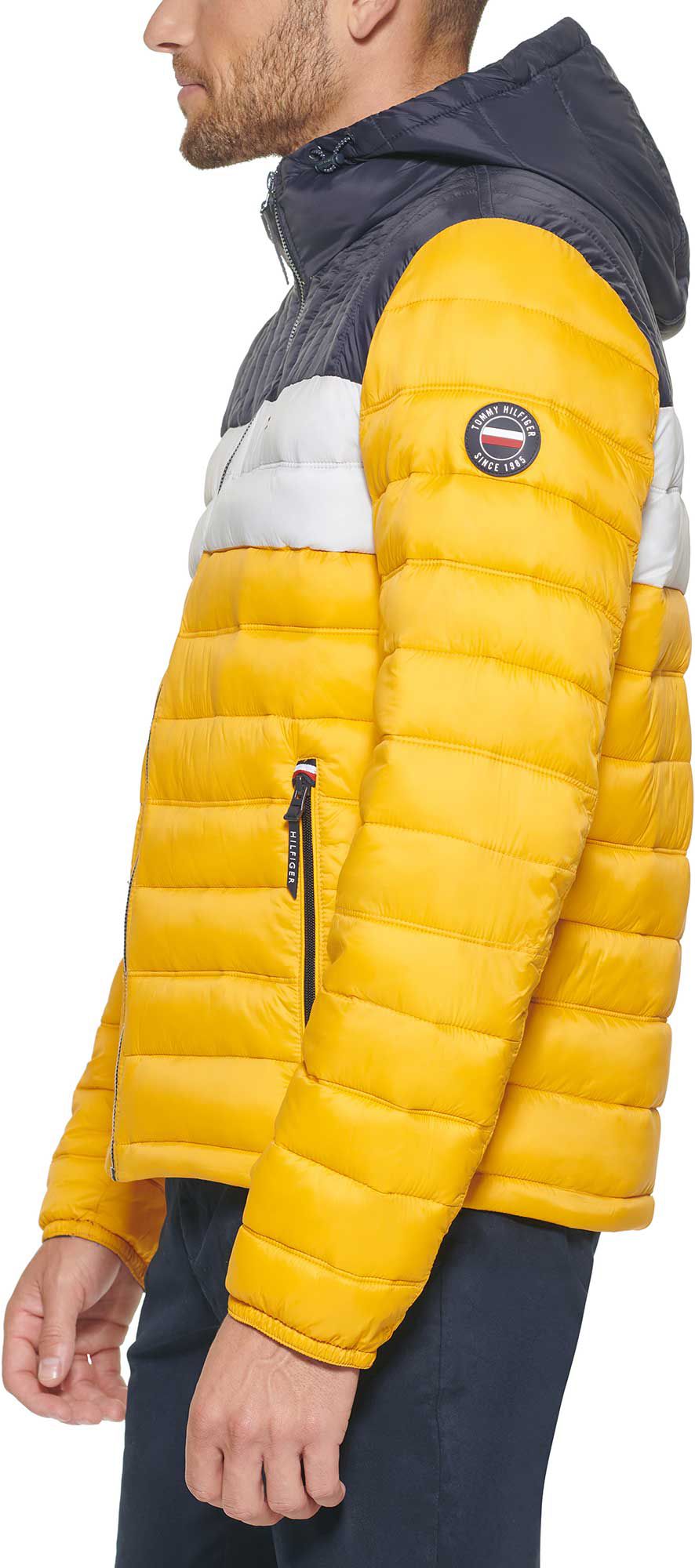 Tommy Hilfiger Men's Quilted Lightweight Colorblock Hooded Puffer Jacket product image